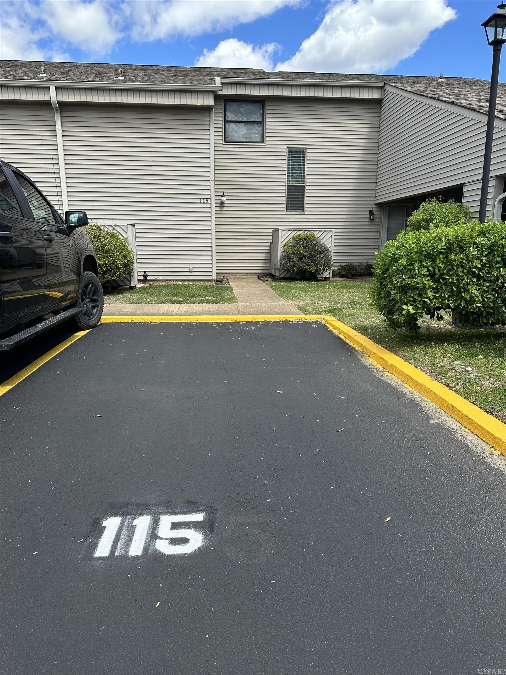 LAKEWOOD HILLS CONDO - Residential