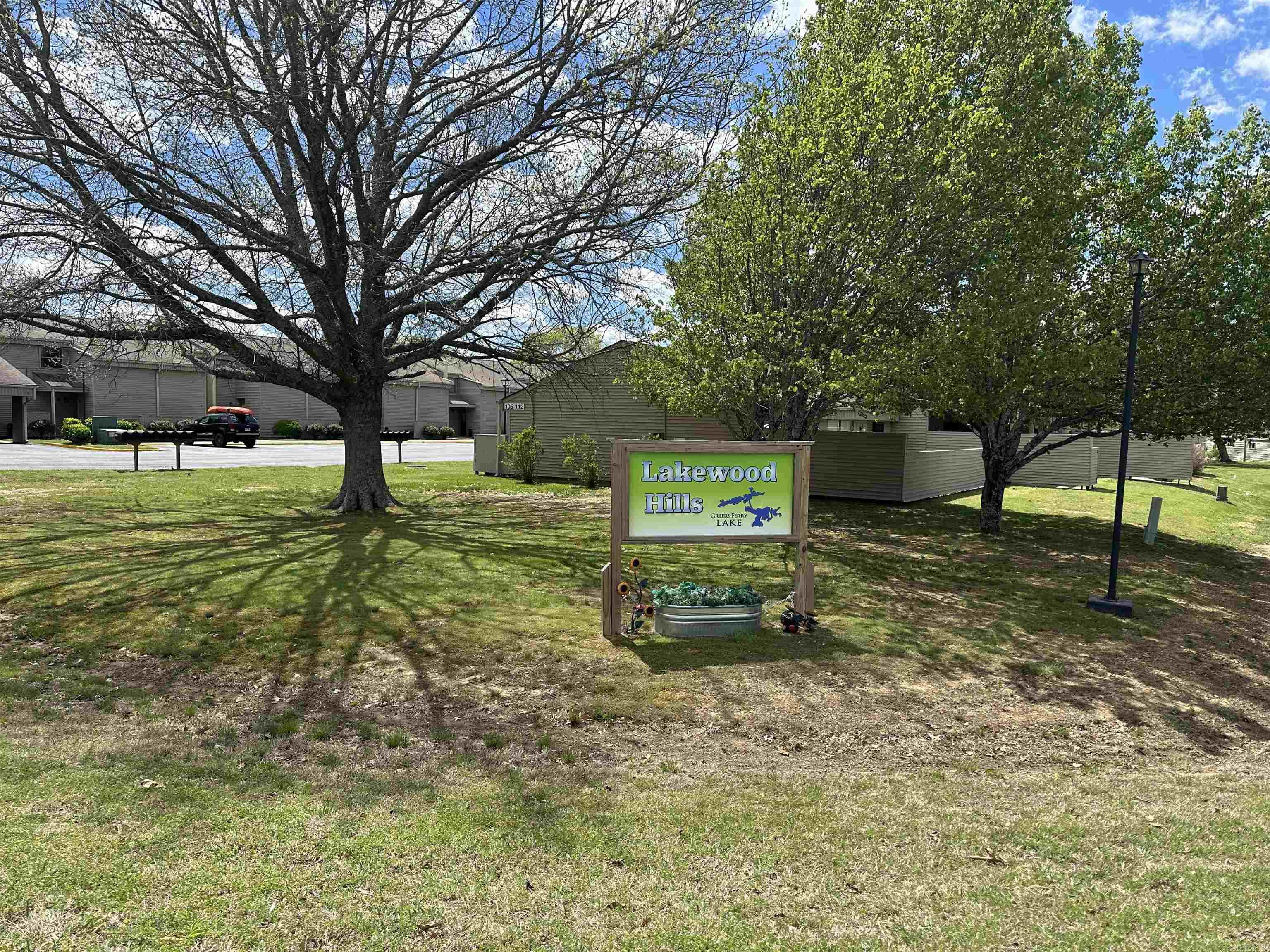 LAKEWOOD HILLS CONDO - Residential