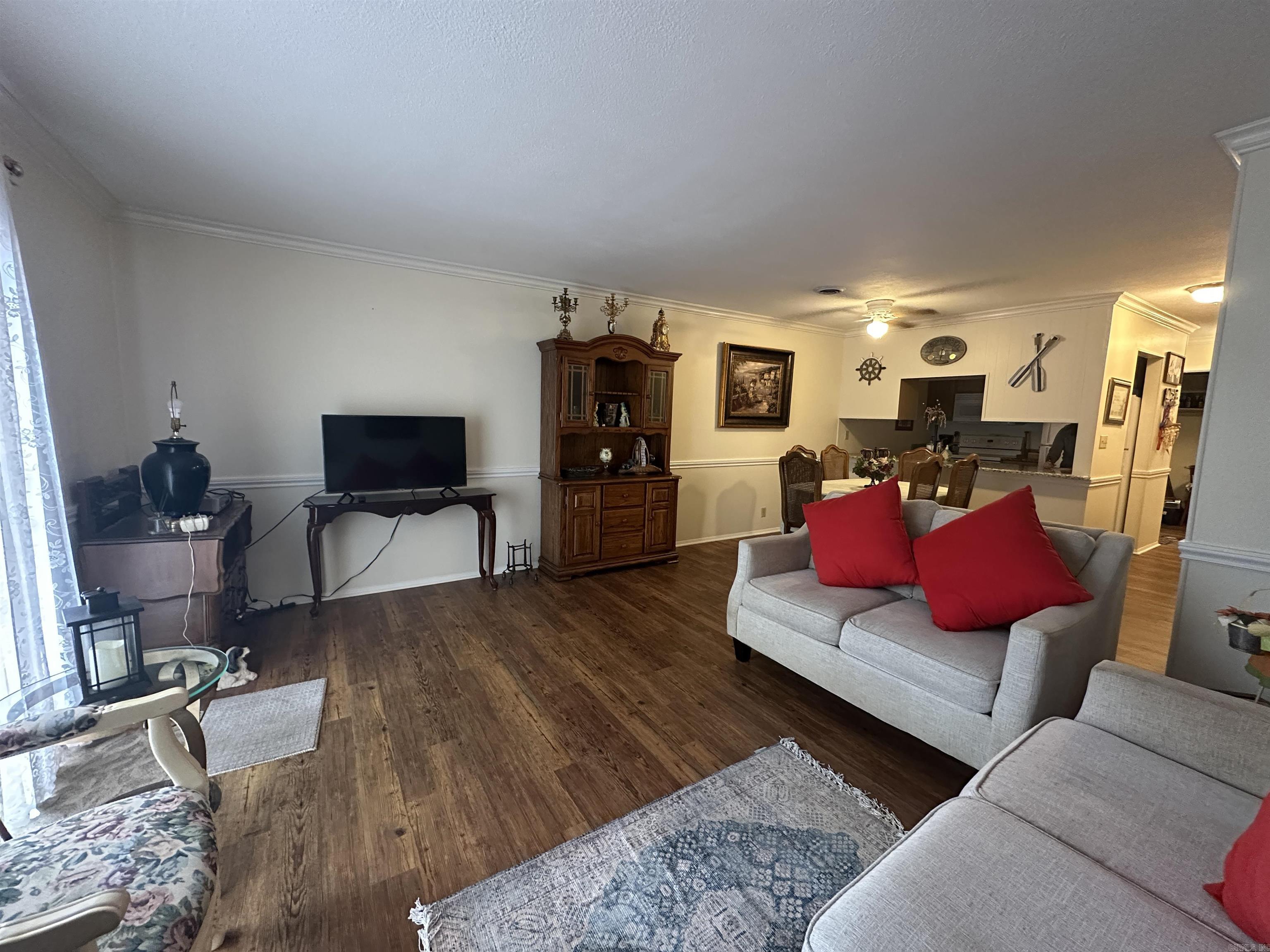 LAKEWOOD HILLS CONDO - Residential