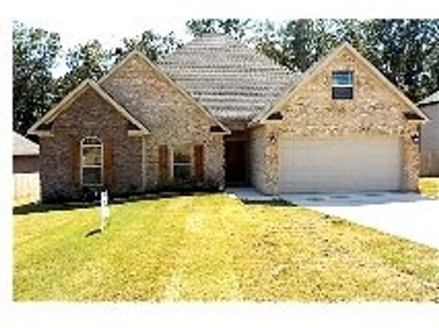 Beautiful new building lot backing up to Craighead Forest