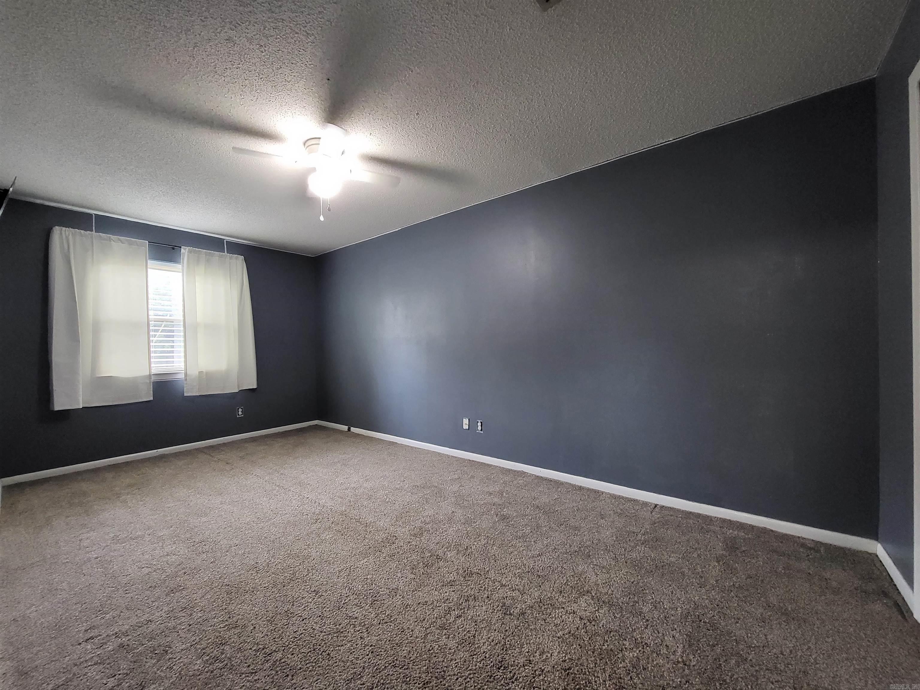 THE MEADOWS - Residential