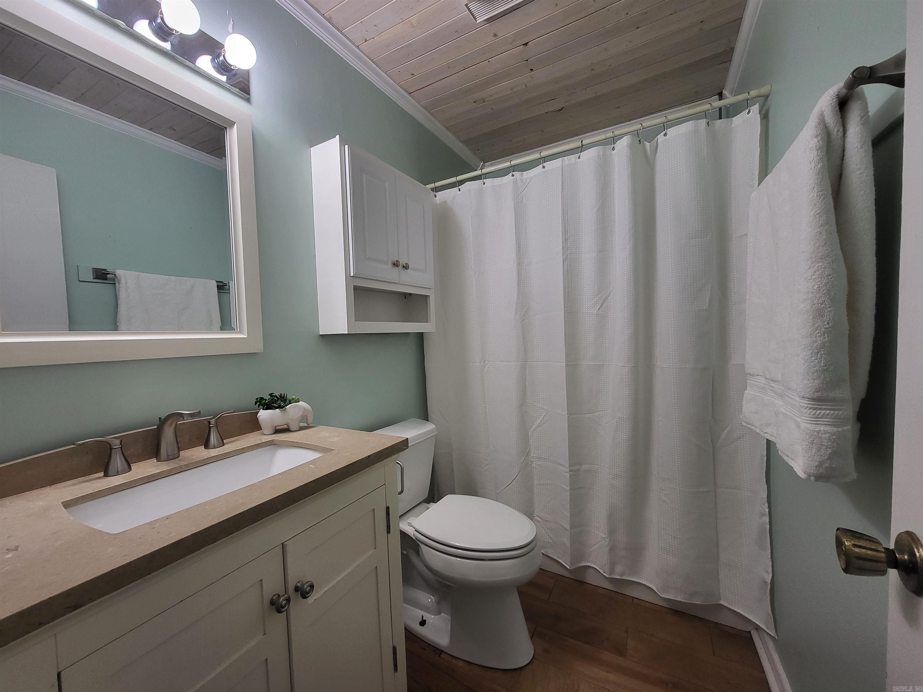 THE MEADOWS - Residential