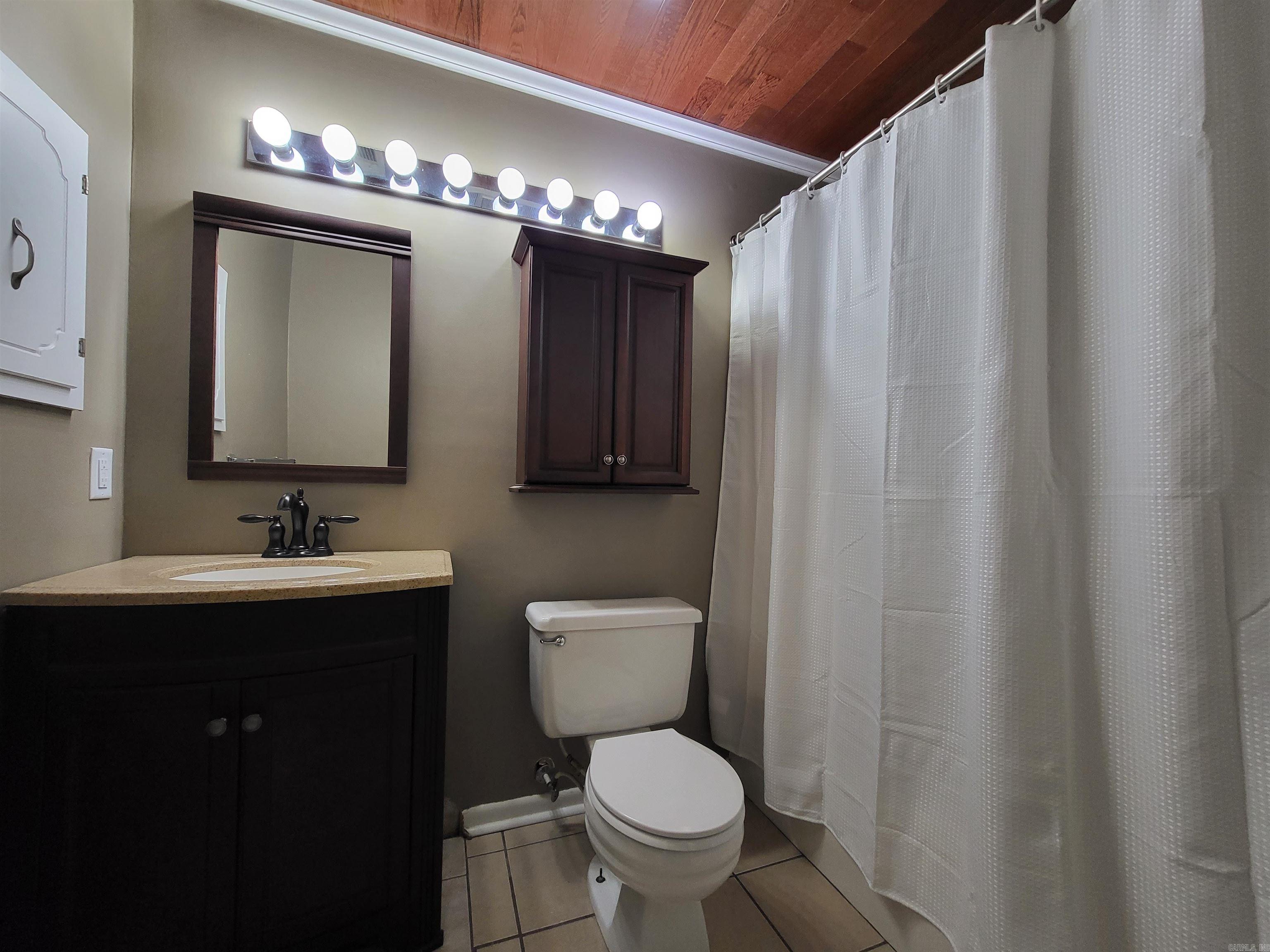 THE MEADOWS - Residential