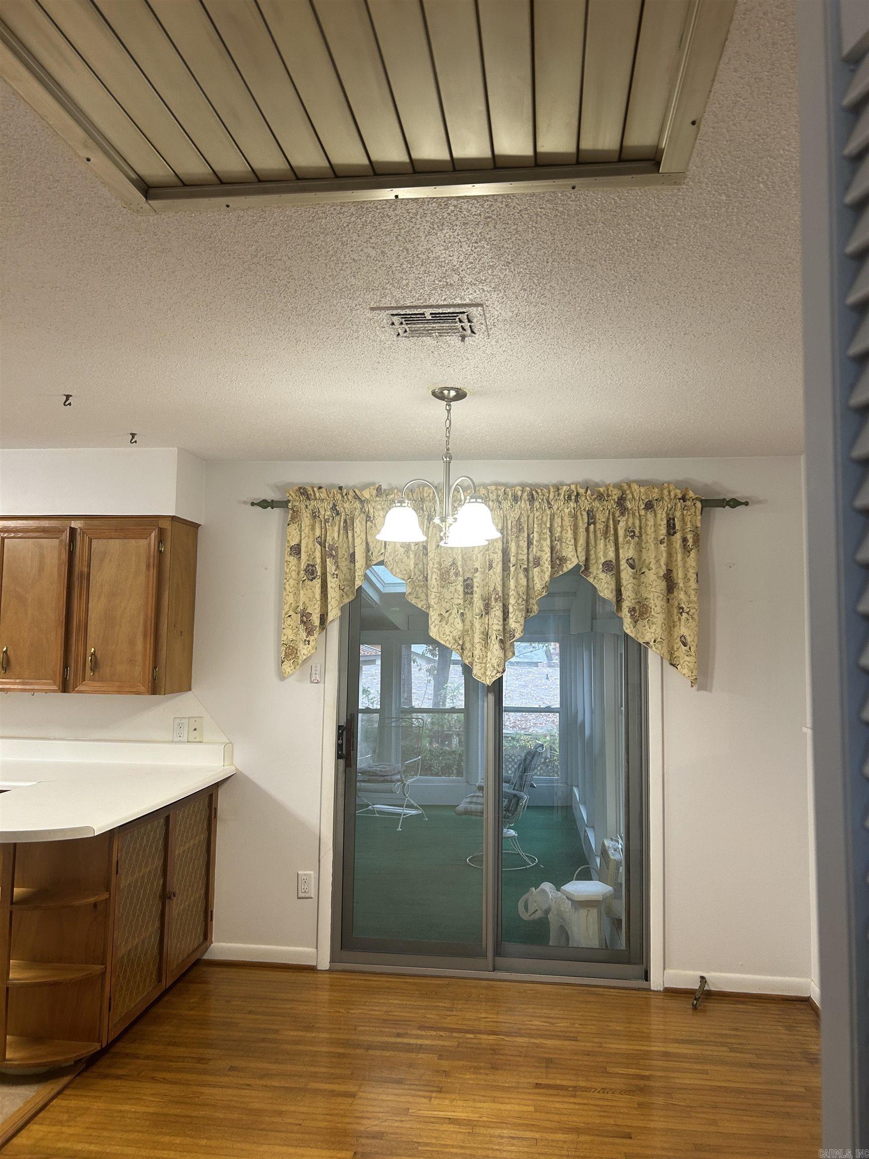 WOODLAND ACRES - Residential