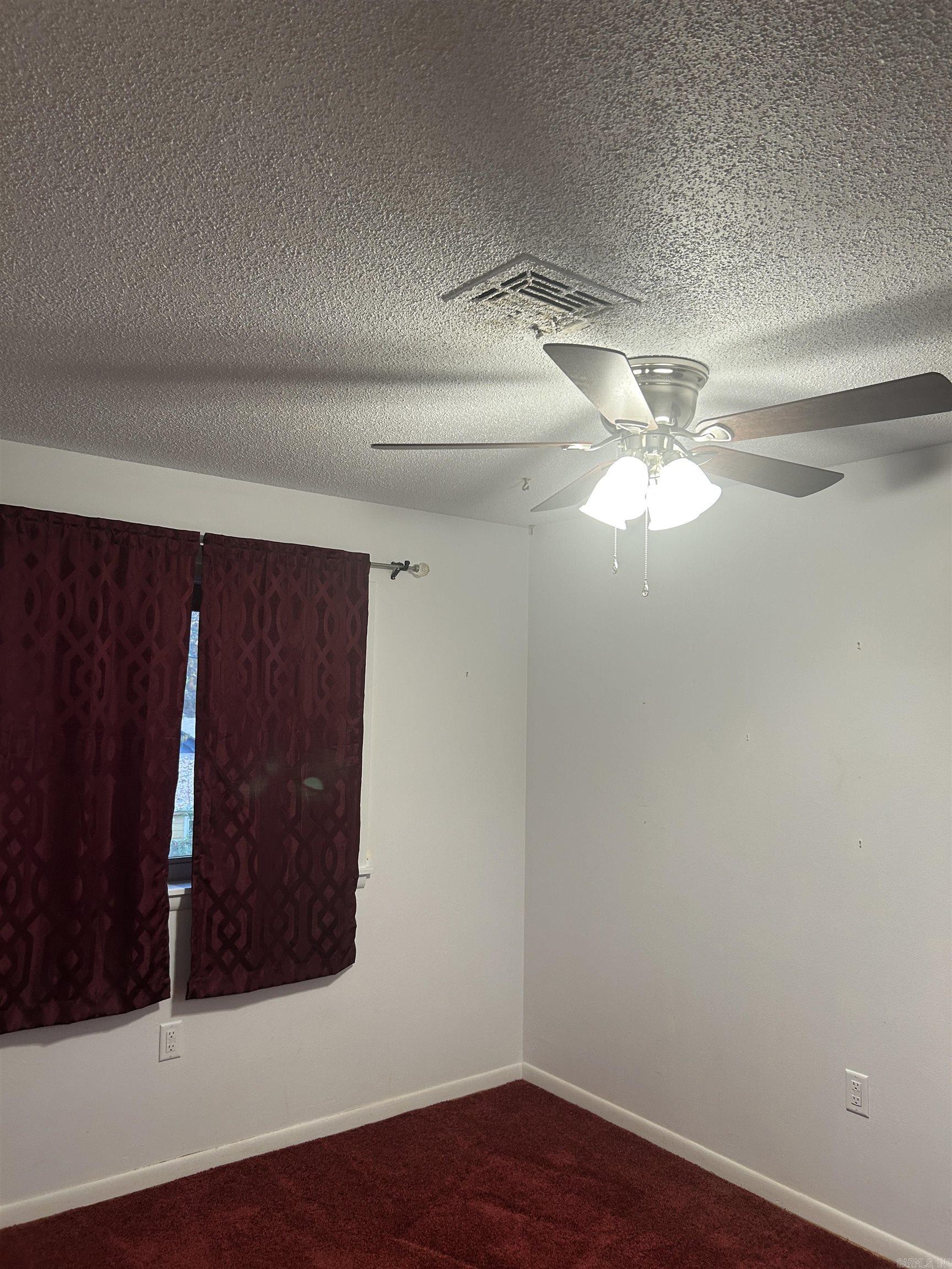 WOODLAND ACRES - Residential