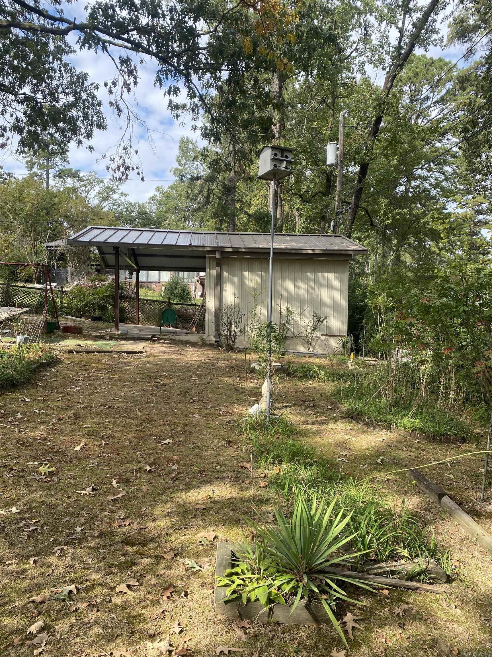 WOODLAND ACRES - Residential