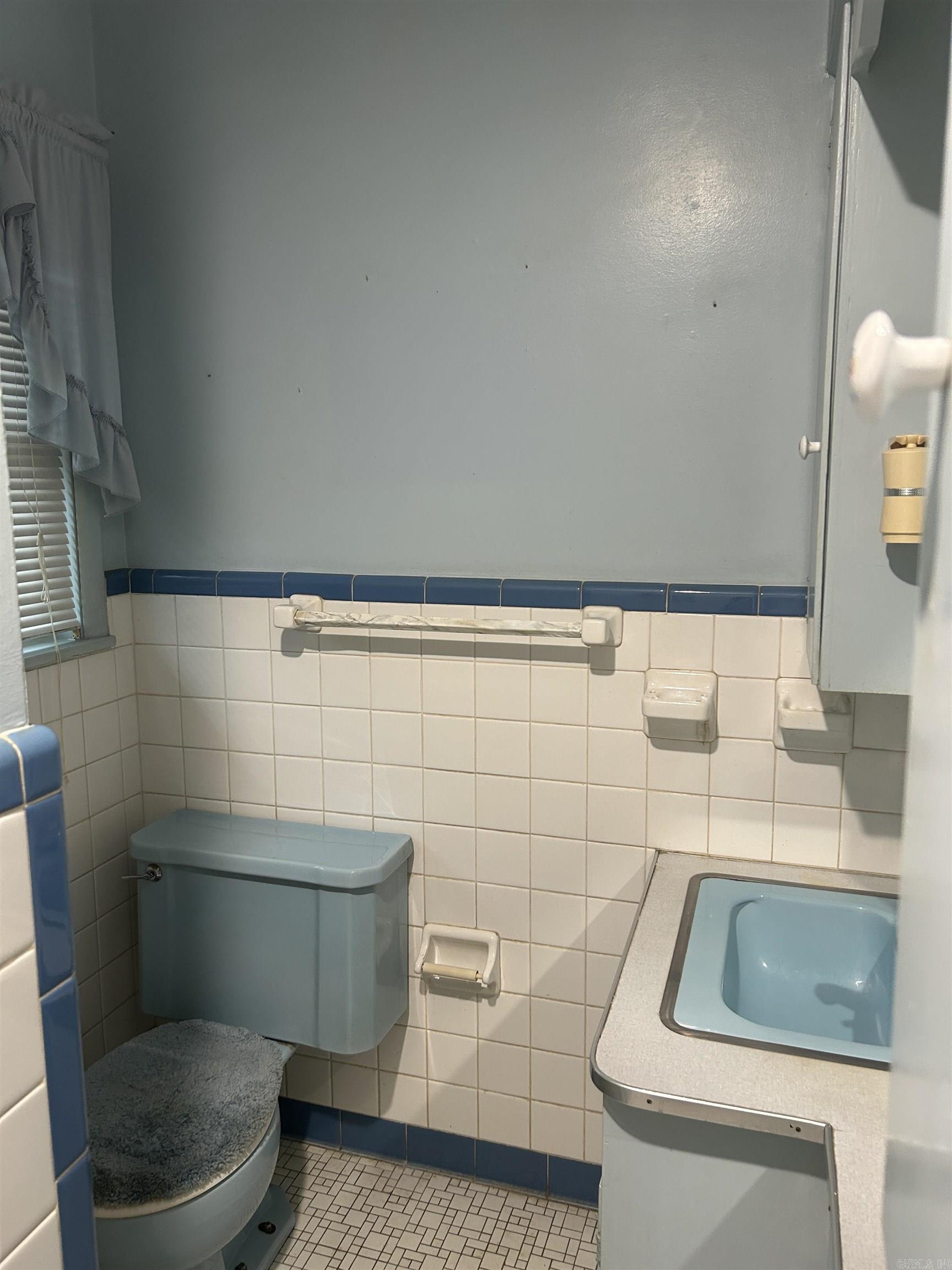 WOODLAND ACRES - Residential