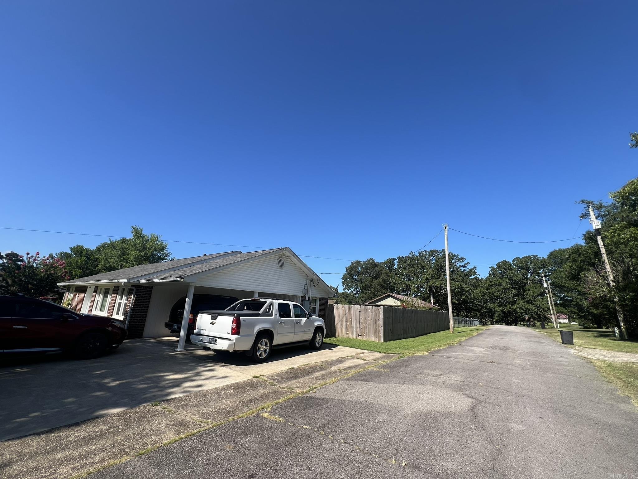 SPRING LAKE - Residential