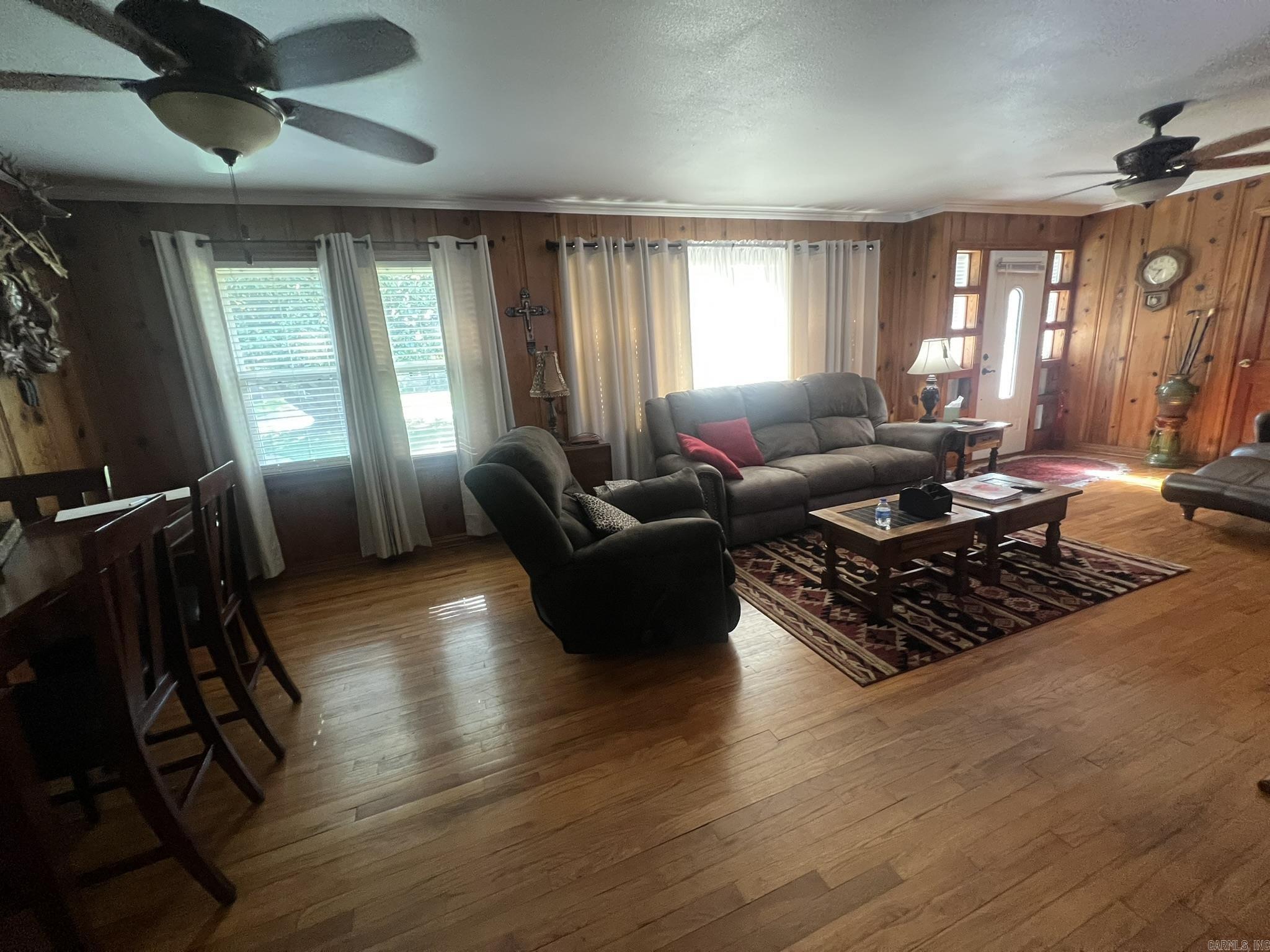 SPRING LAKE - Residential