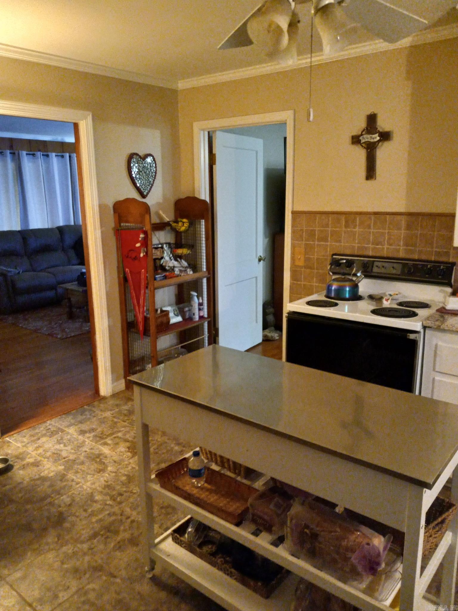 SPRING LAKE - Residential