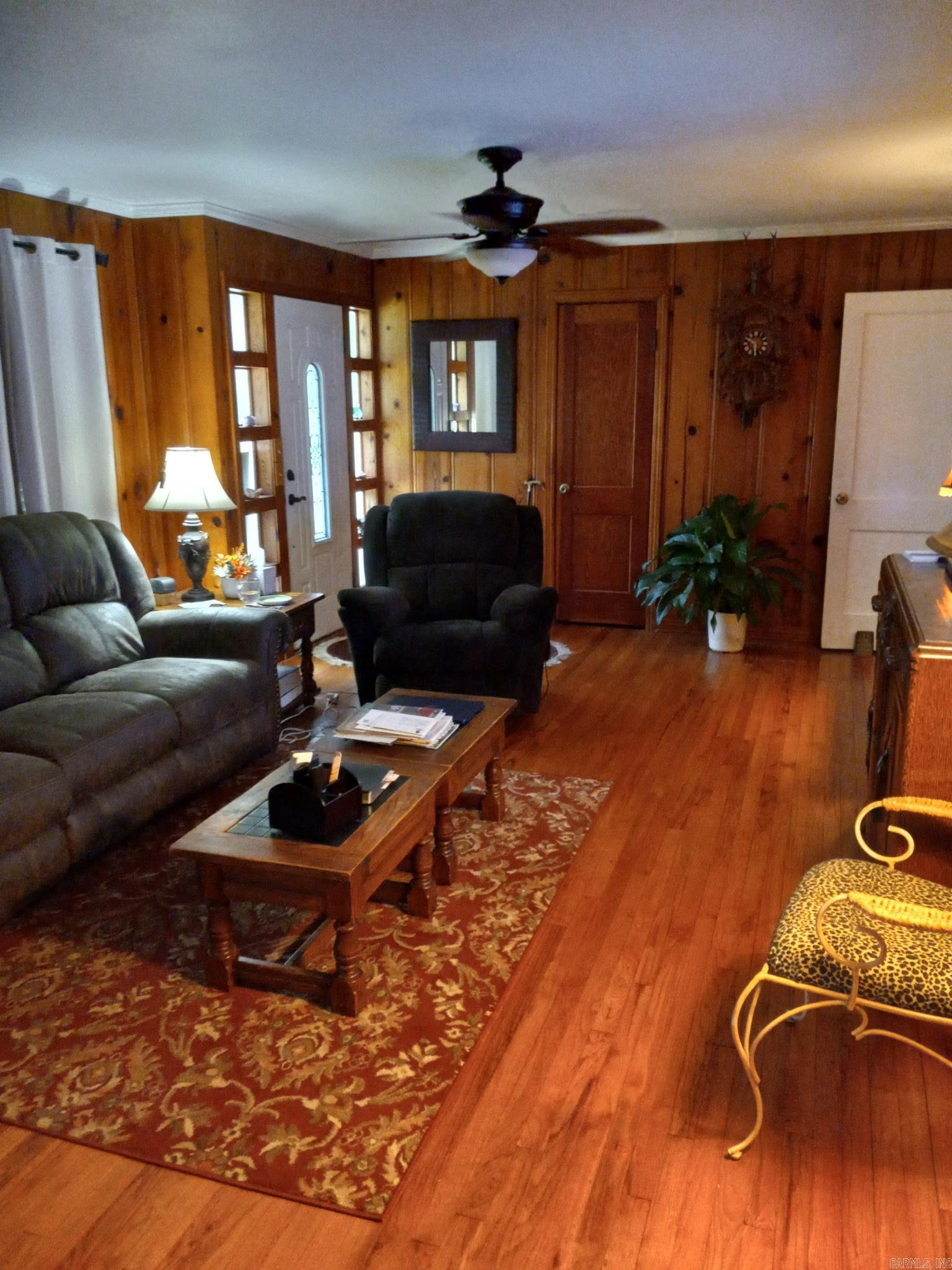 SPRING LAKE - Residential