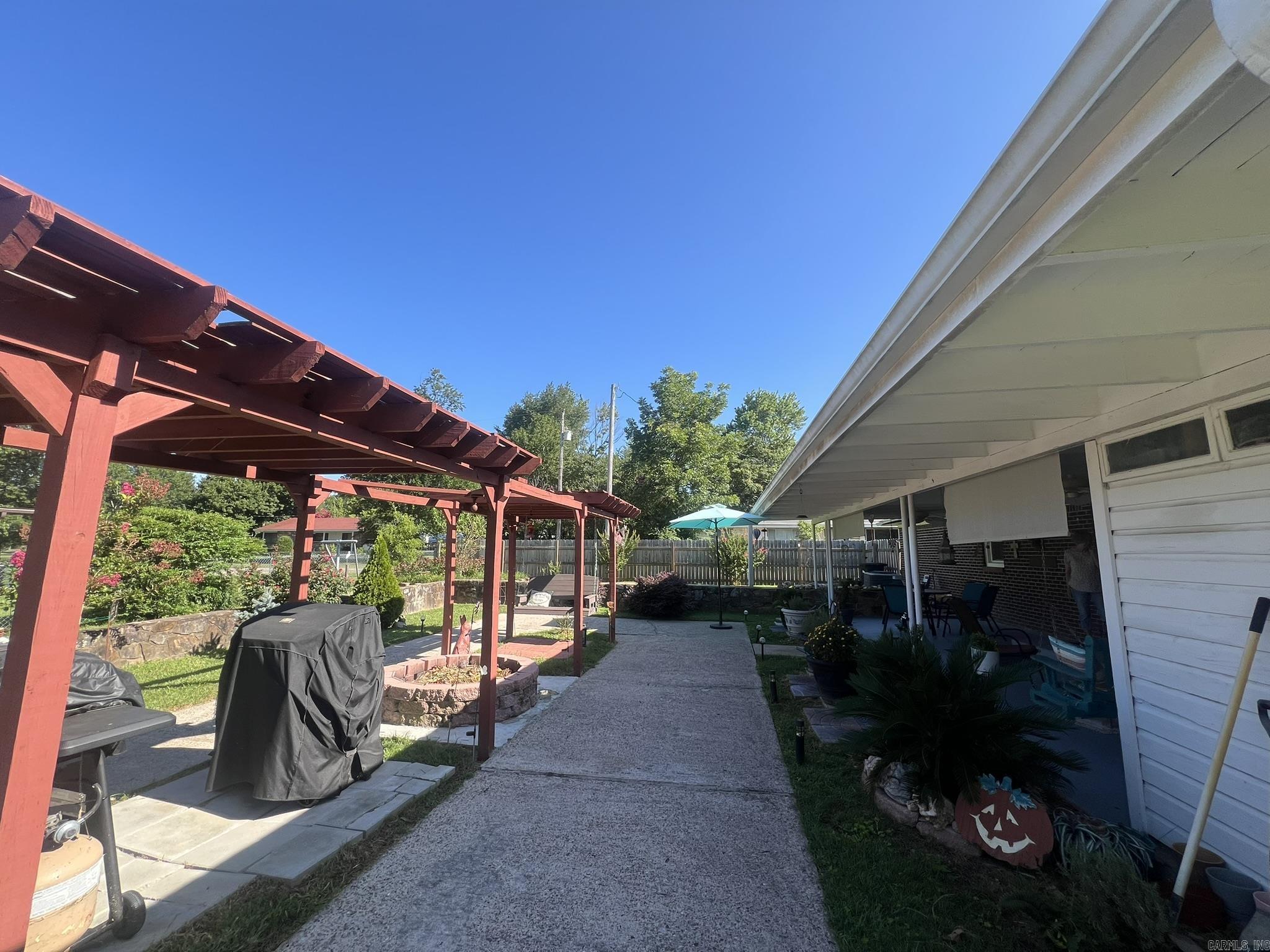 SPRING LAKE - Residential