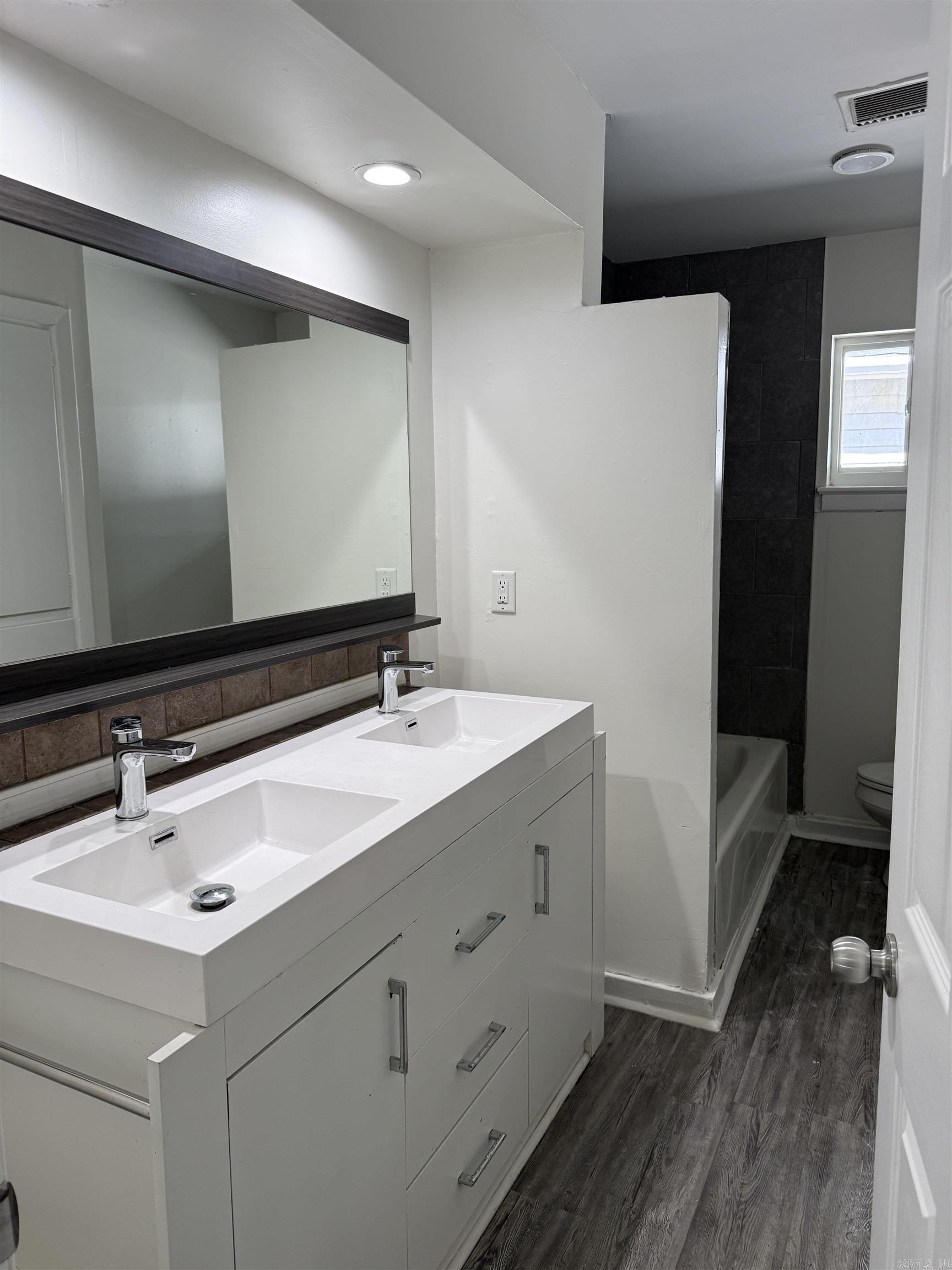 CLOVERDALE - Residential