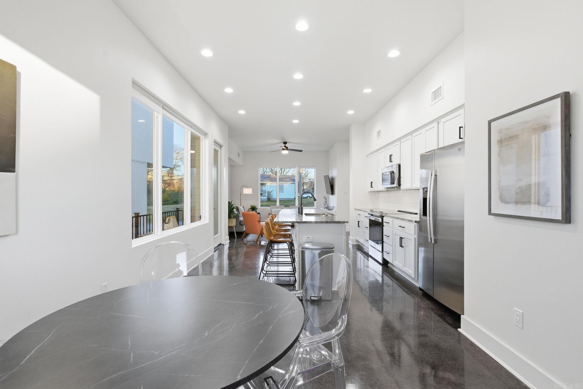 COTTAGES ON PARK II - Residential