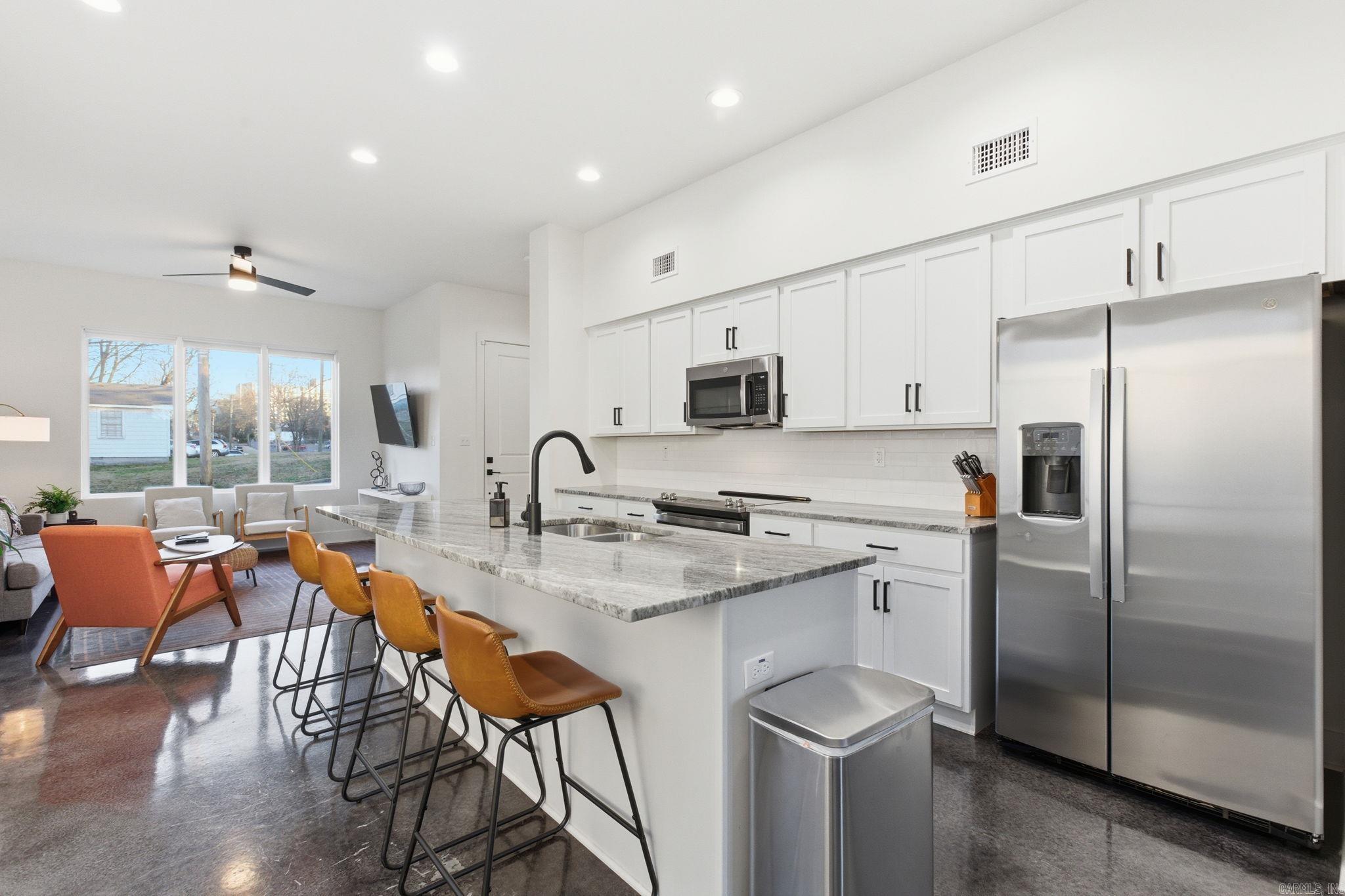 COTTAGES ON PARK II - Residential