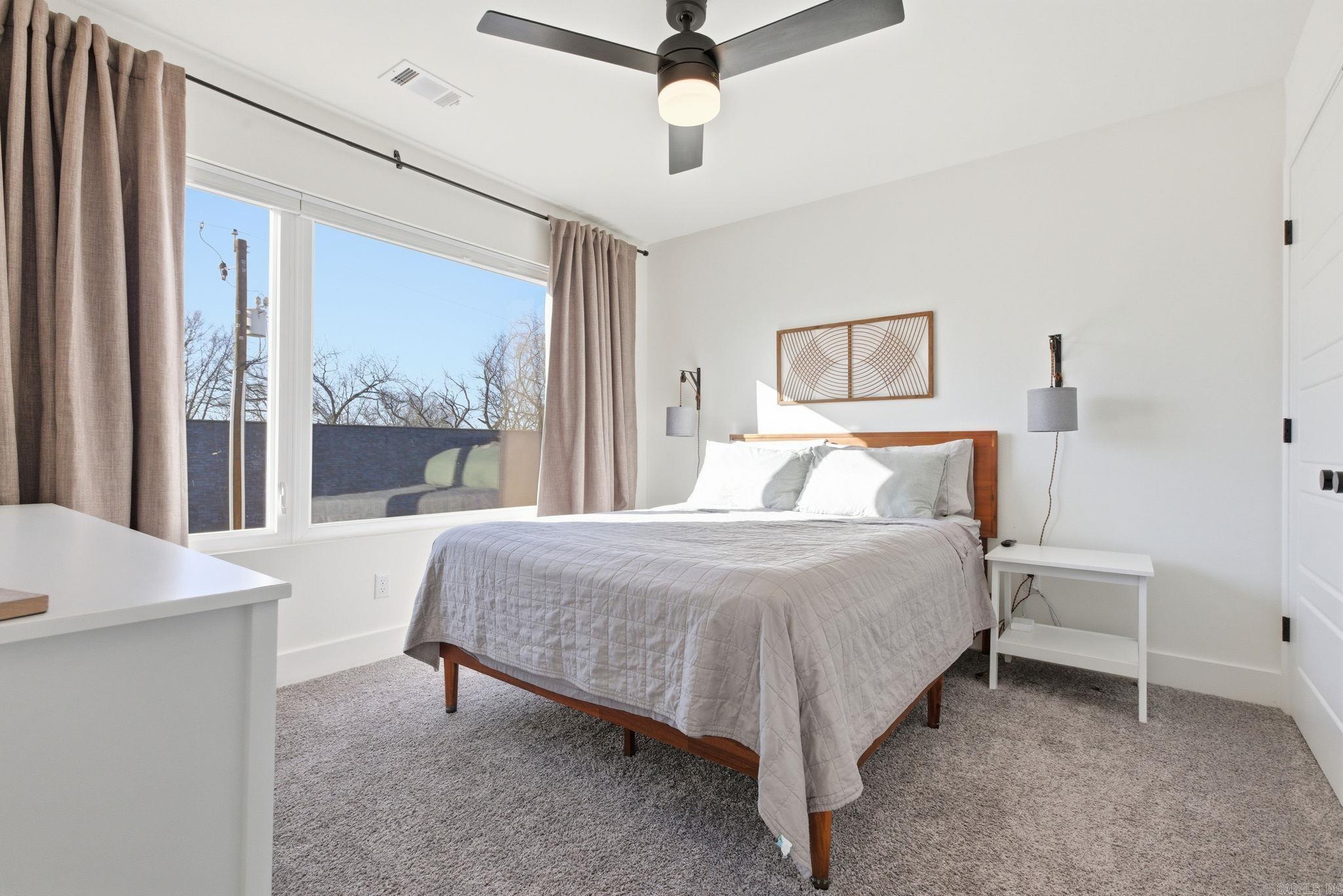 COTTAGES ON PARK II - Residential