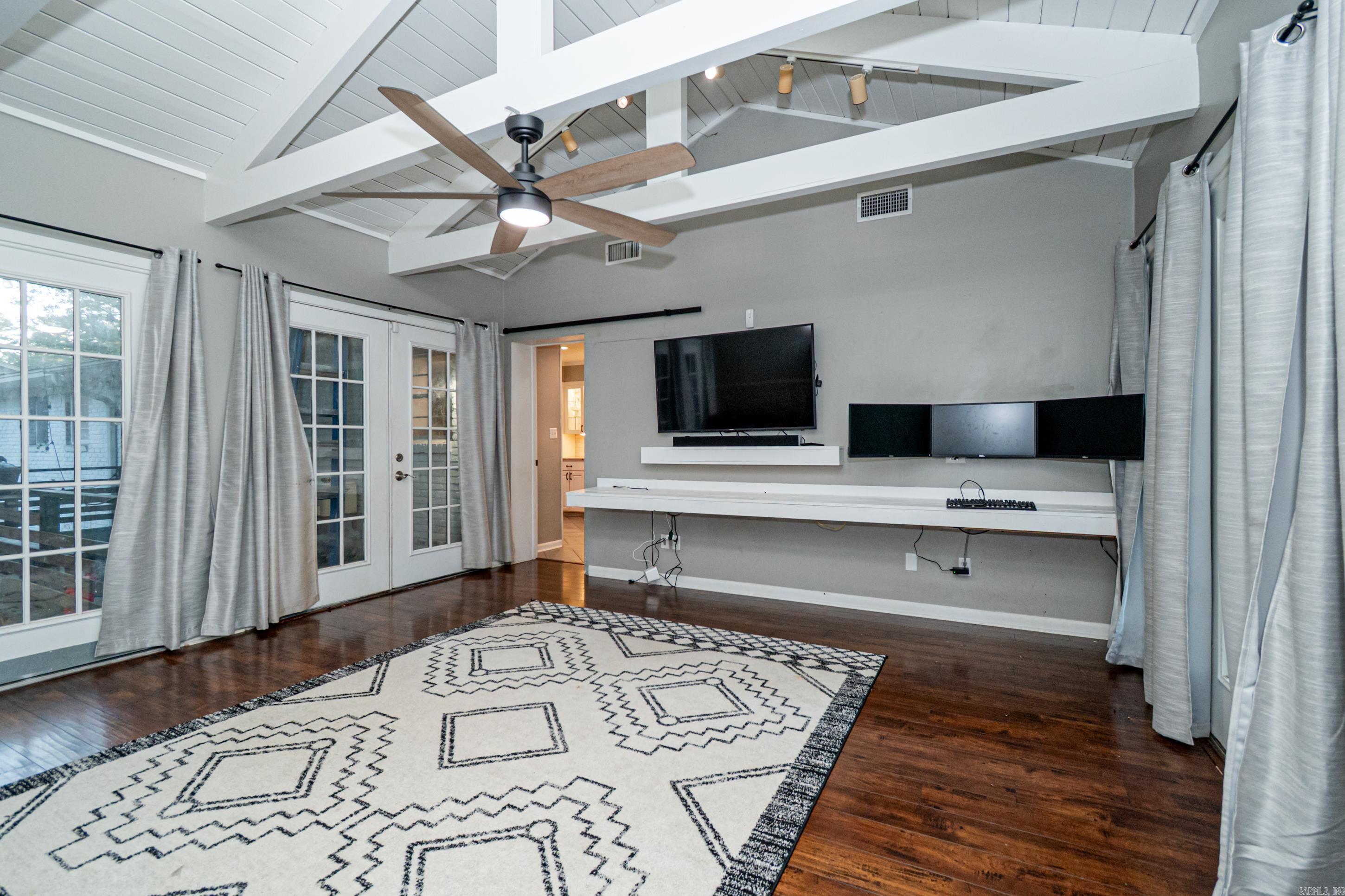 Brentwood - Residential