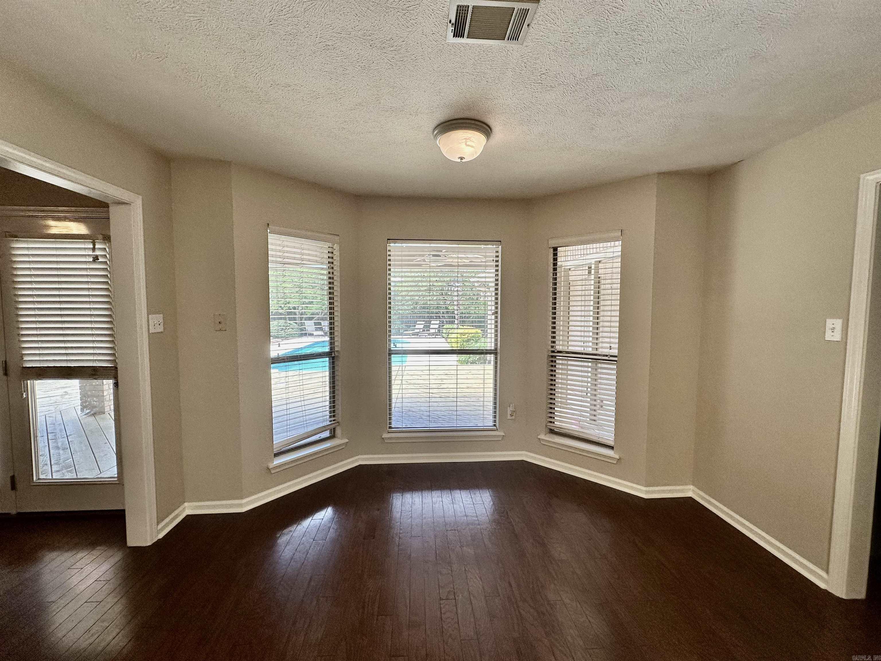 PLEASANT VALLEY - Residential