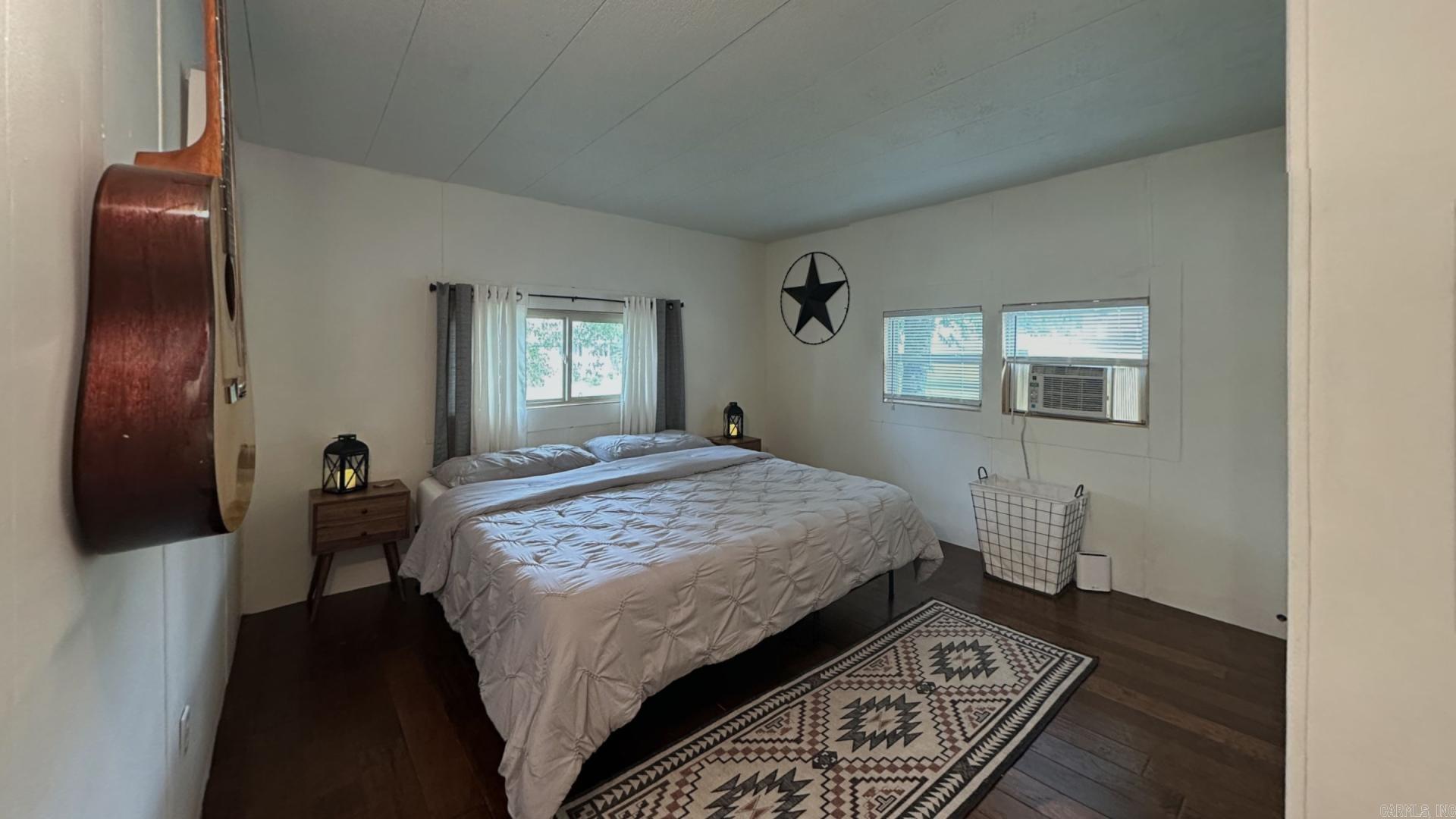 Mount Ida - Residential