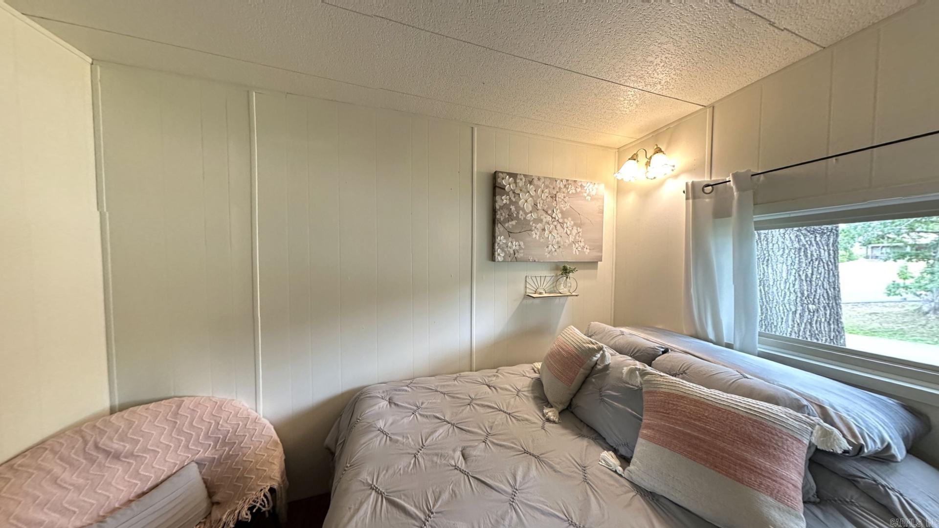 Mount Ida - Residential