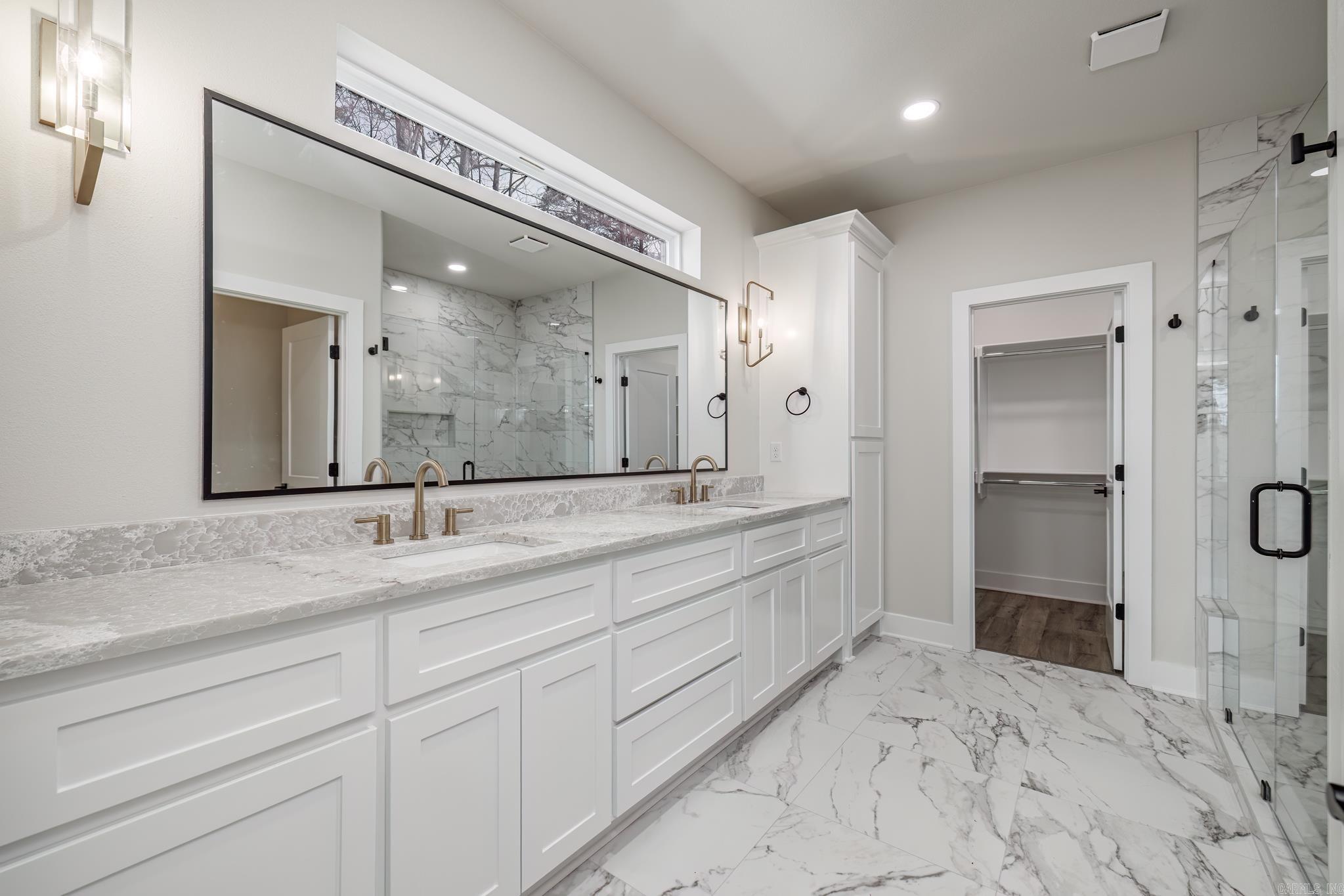 ESTRELLA - Residential