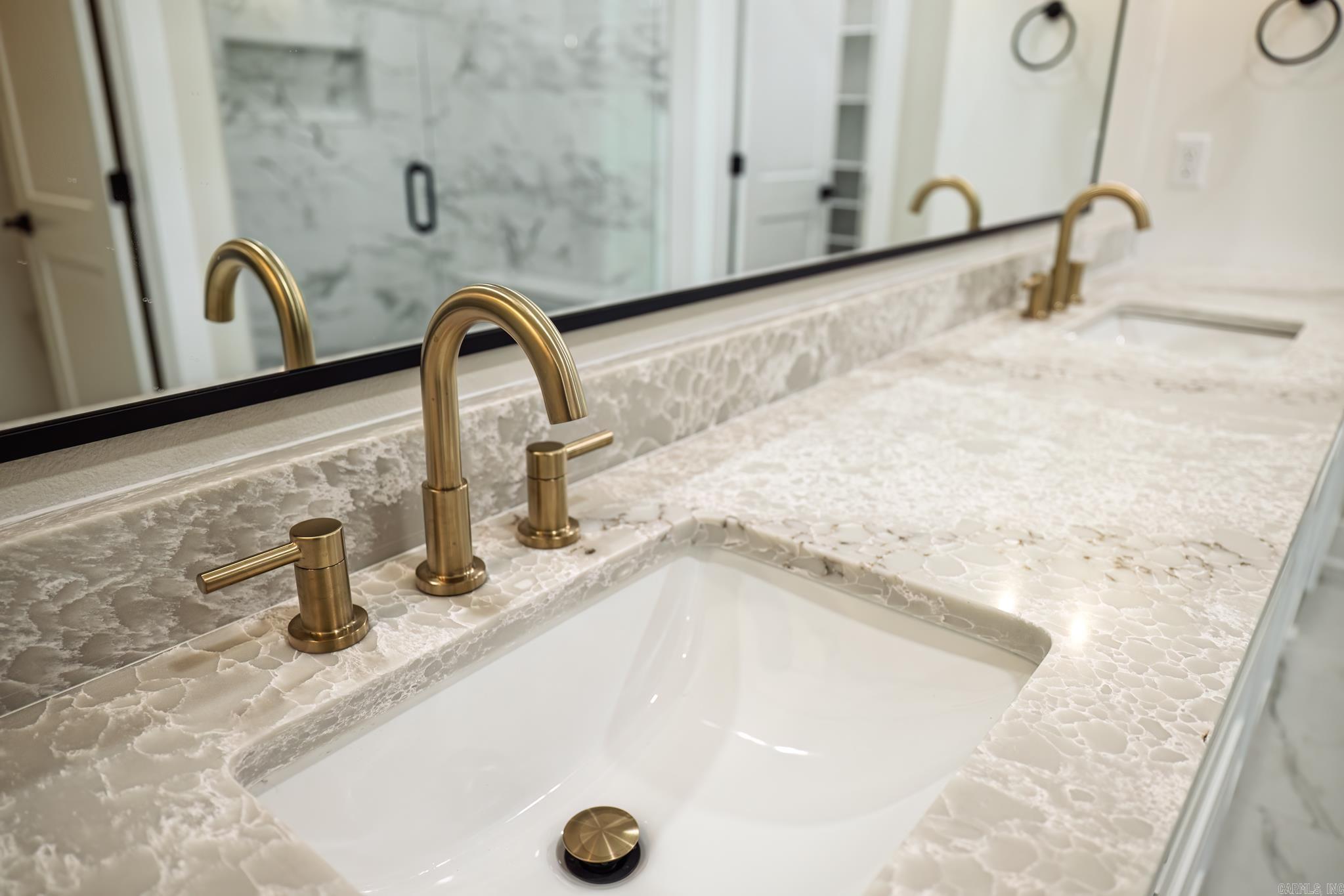 ESTRELLA - Residential