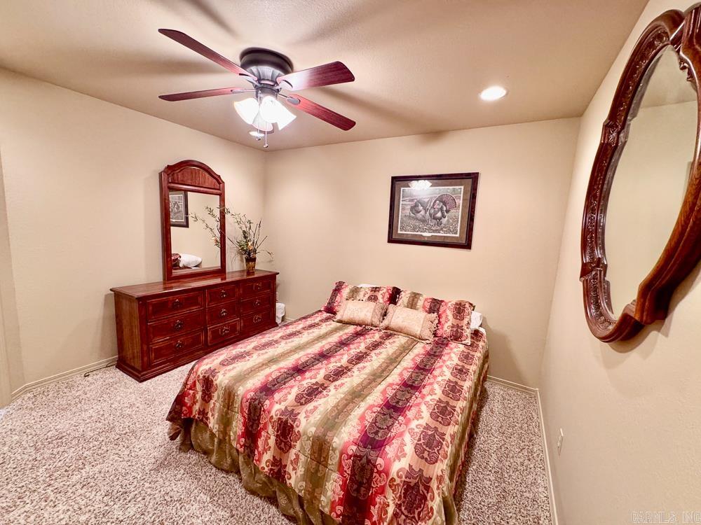 HAMILTON HILLS - Residential