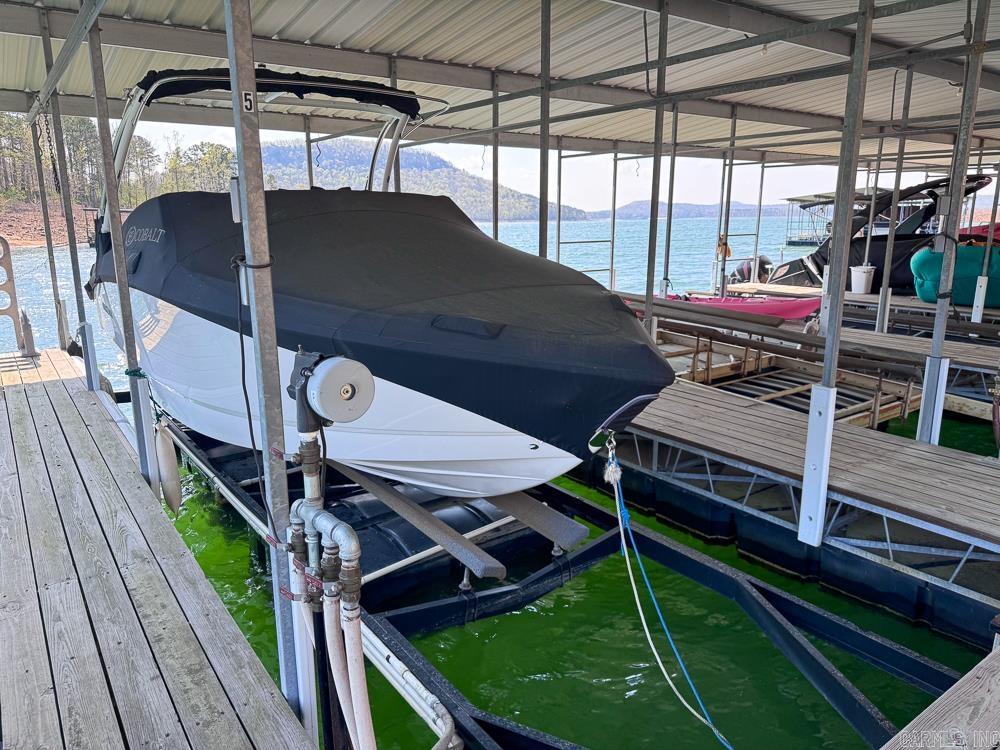 HAMILTON HILLS - Residential