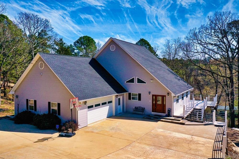 HAMILTON HILLS - Residential