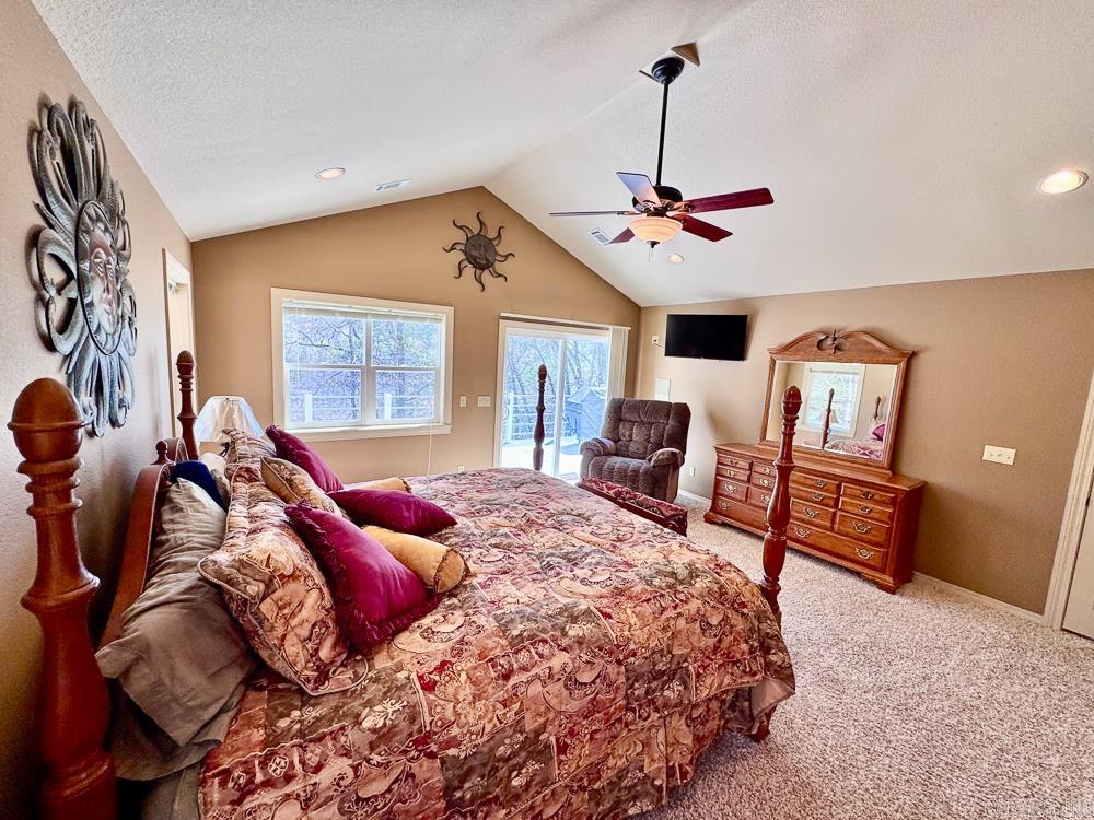 HAMILTON HILLS - Residential