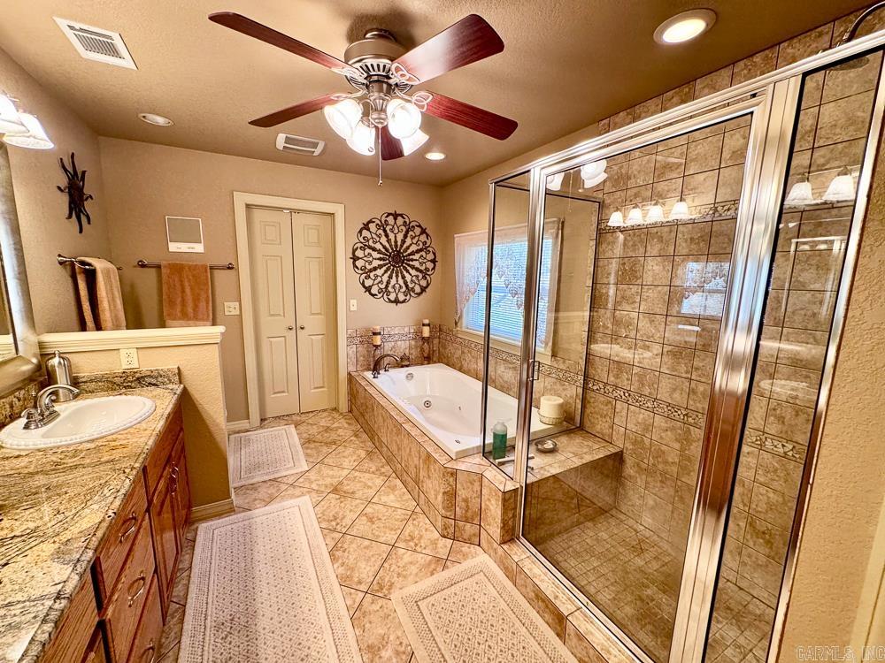 HAMILTON HILLS - Residential