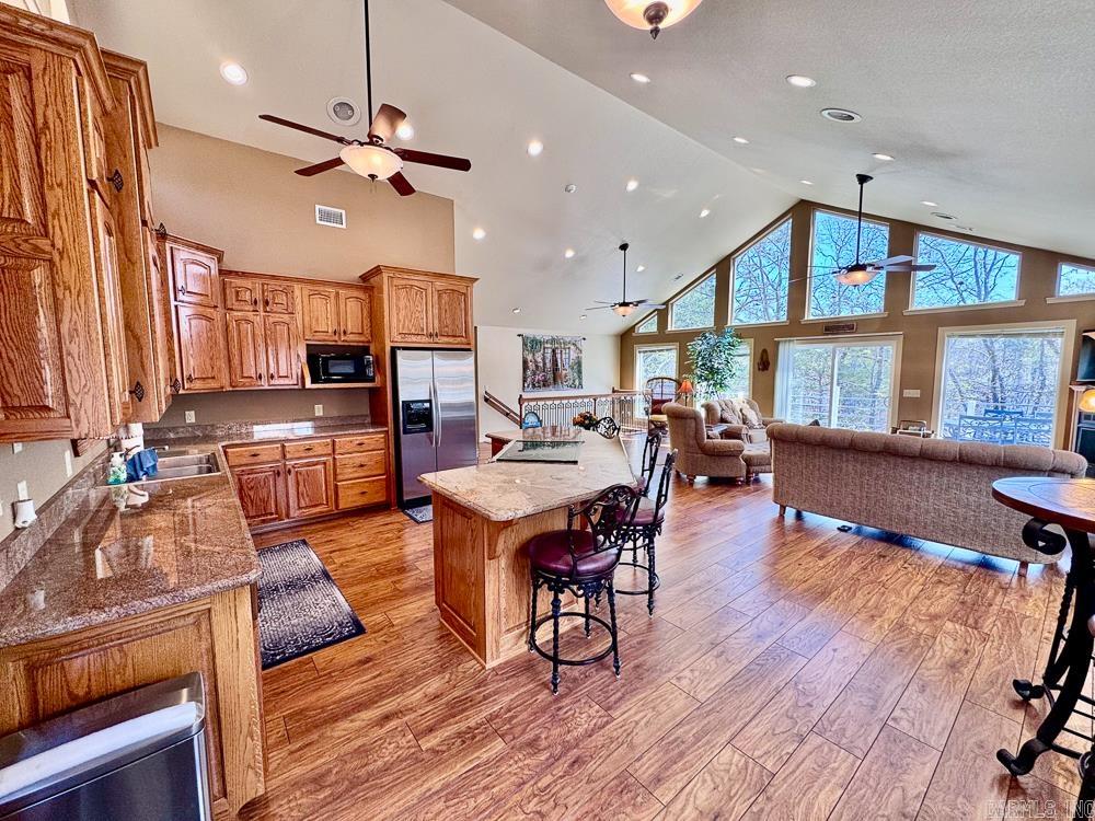 HAMILTON HILLS - Residential