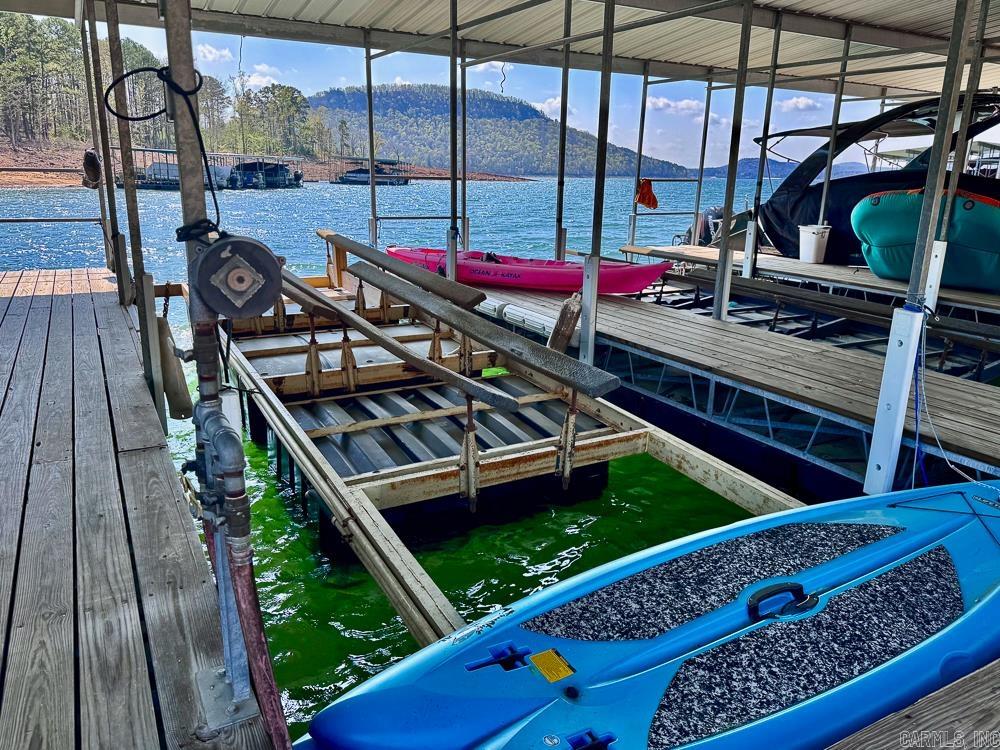 HAMILTON HILLS - Residential