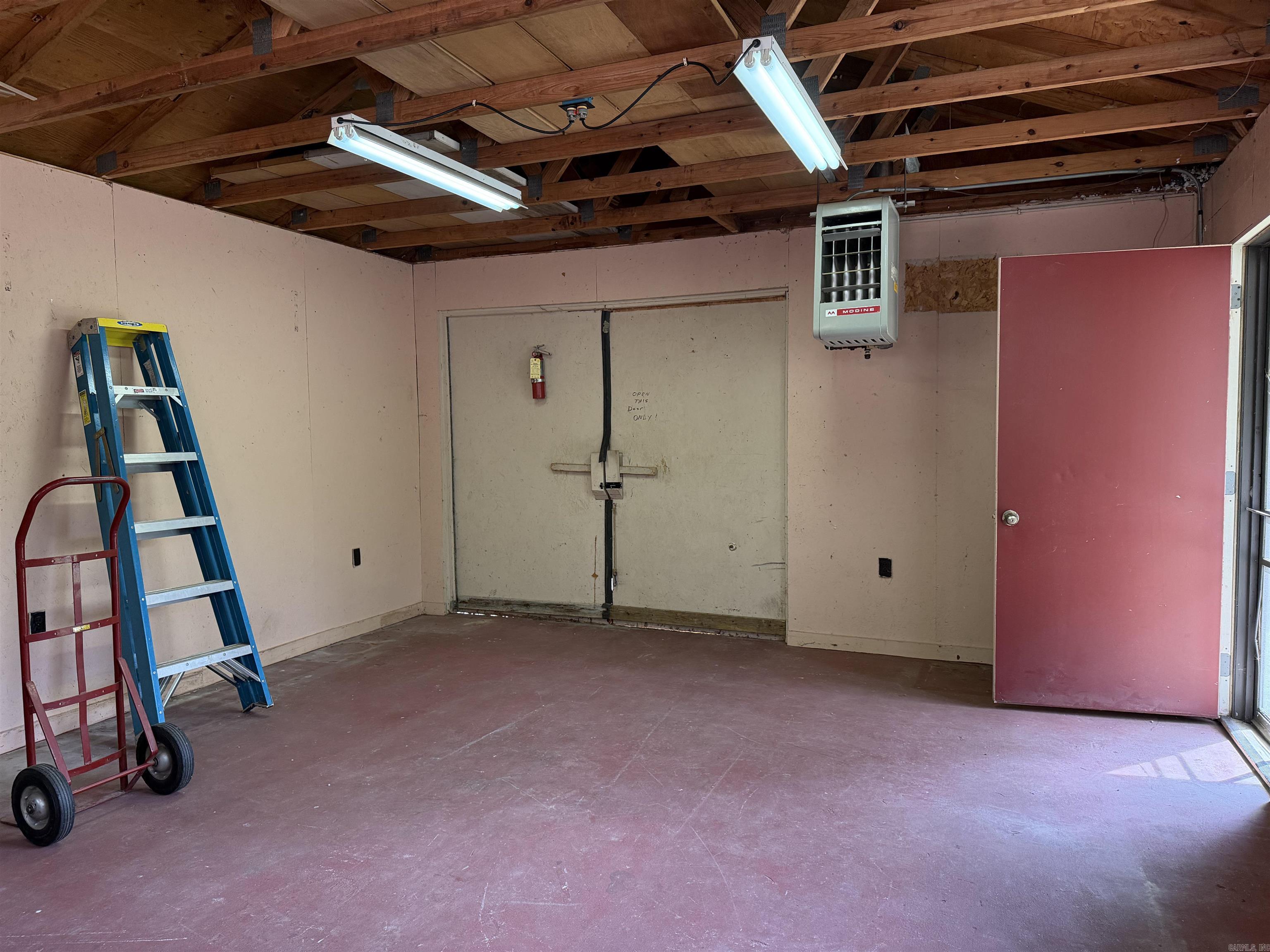 FORREST ACRES OVERLOOK - Residential