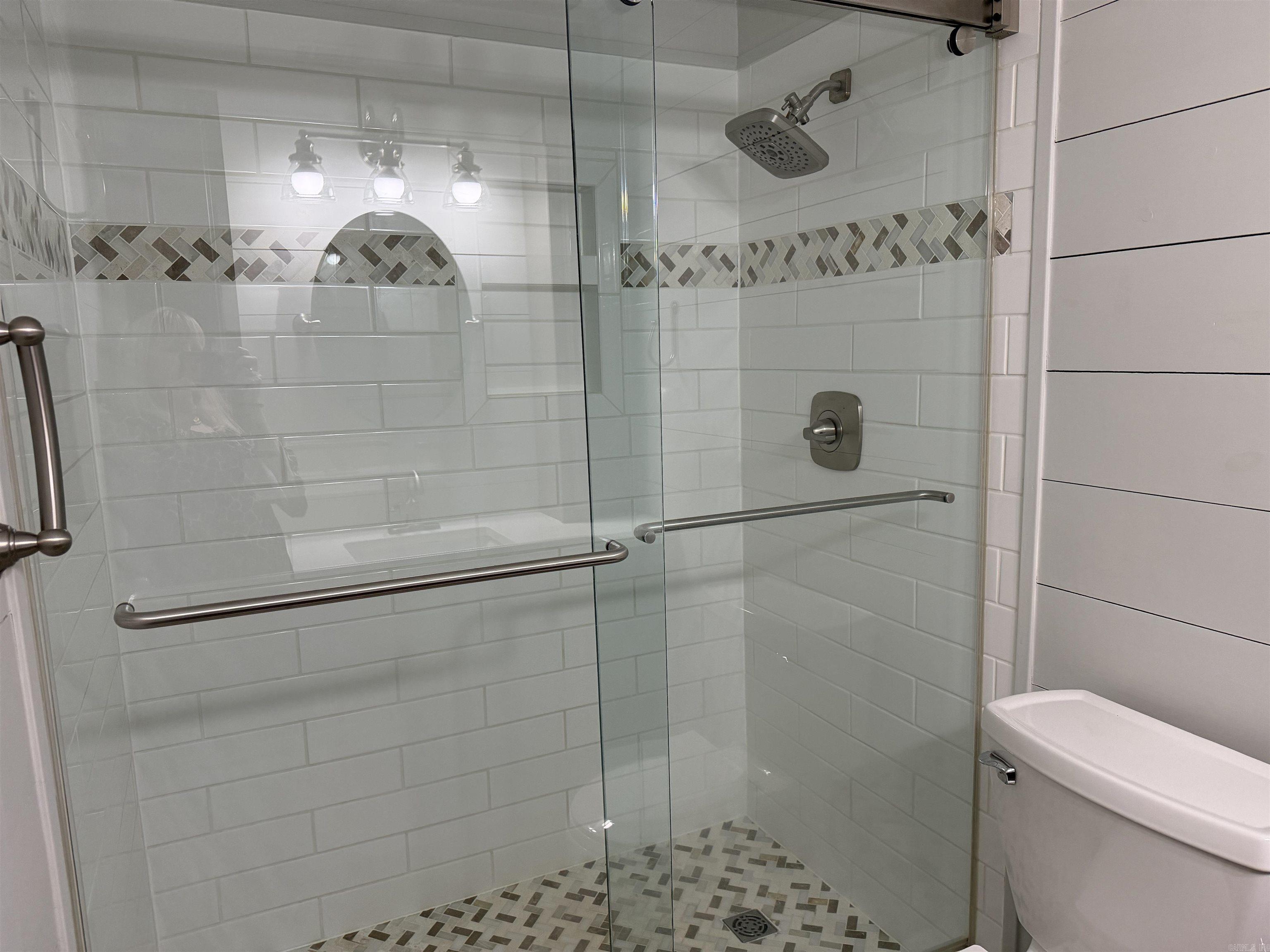 FORREST ACRES OVERLOOK - Residential