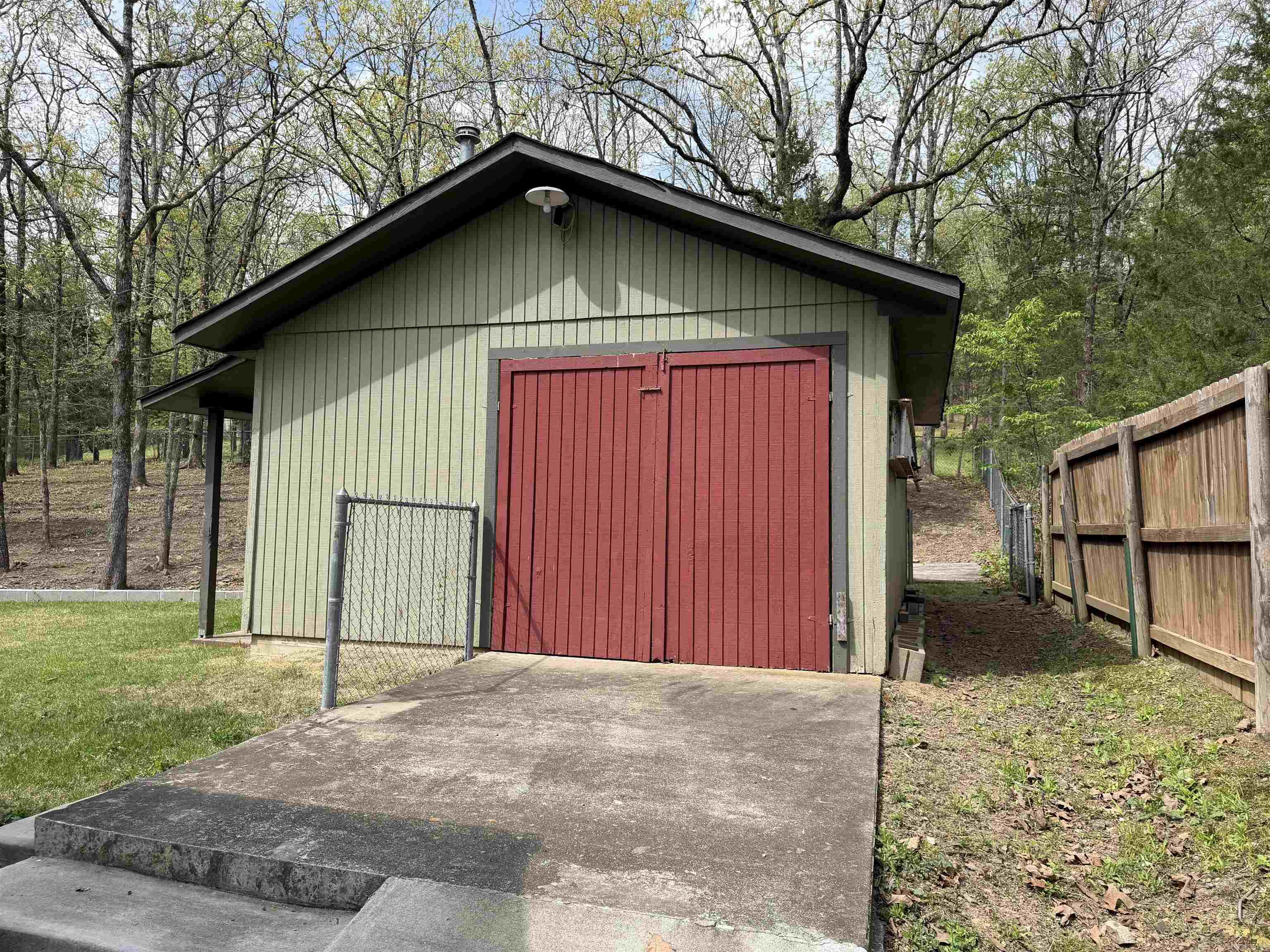 FORREST ACRES OVERLOOK - Residential