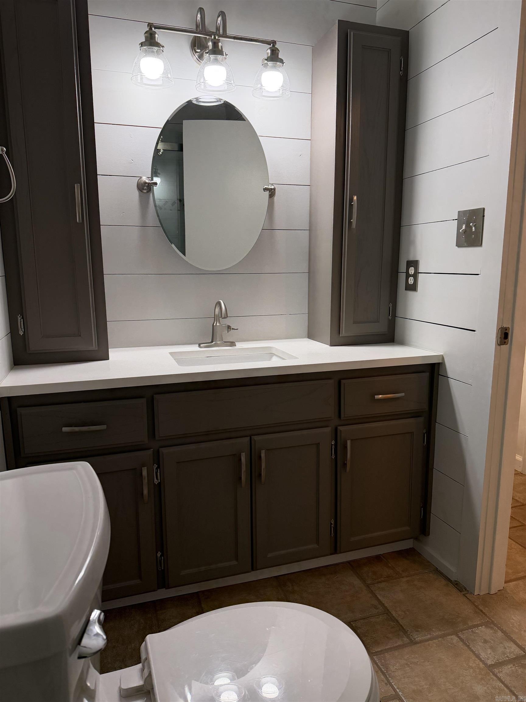 FORREST ACRES OVERLOOK - Residential