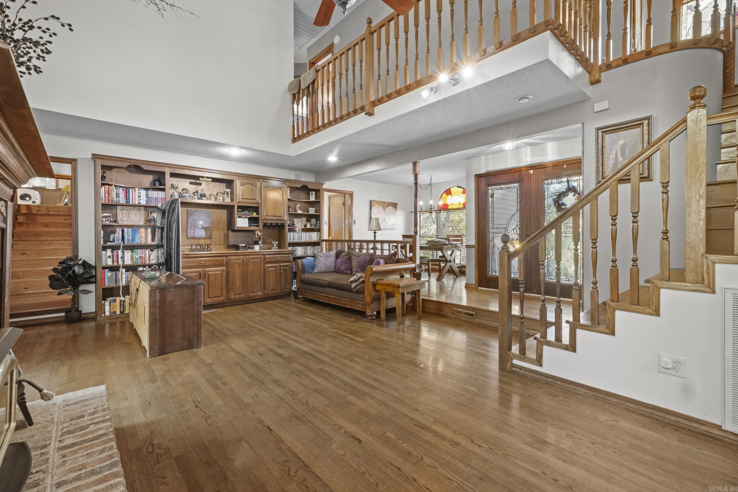 ST CHARLES ADDN - Residential