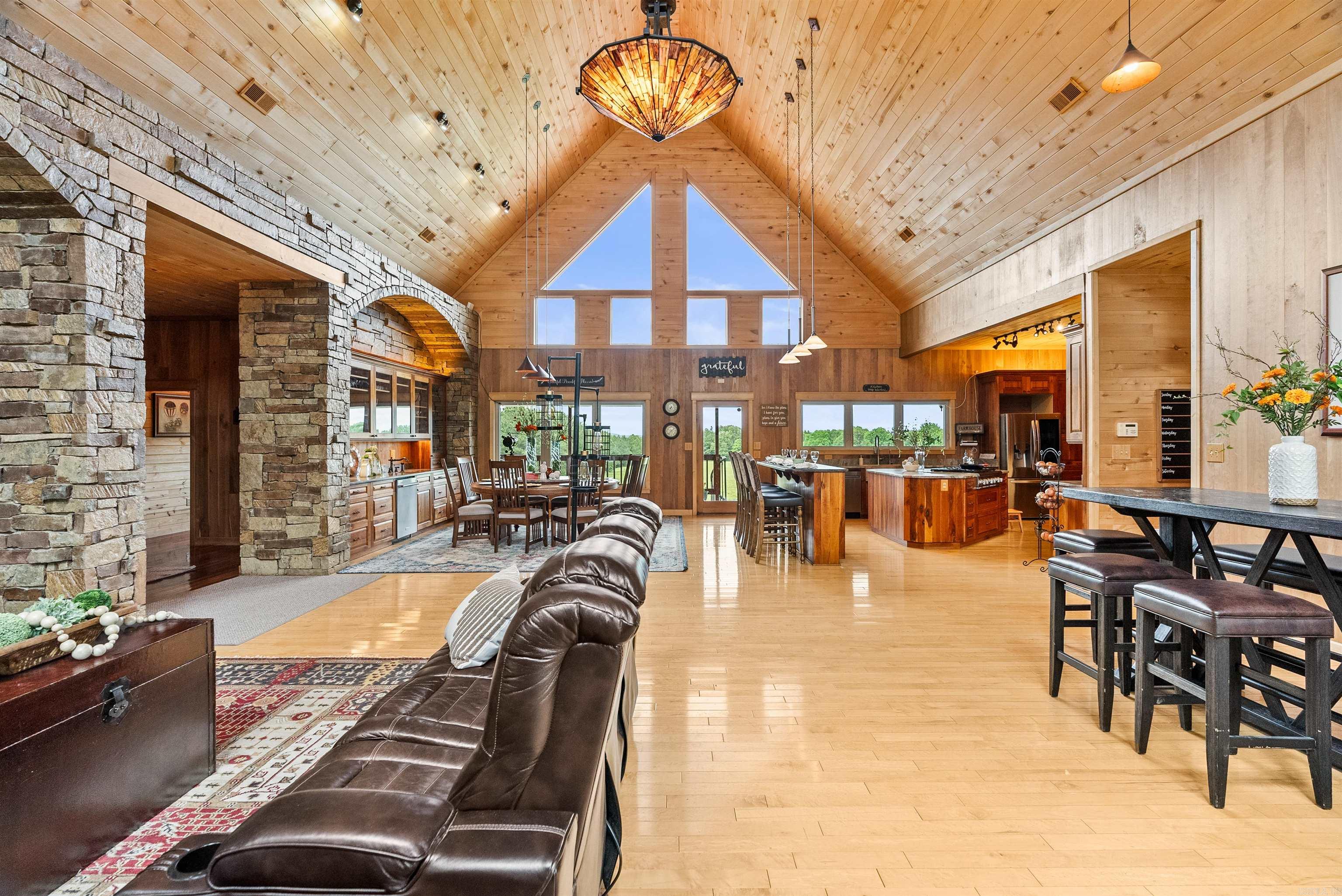 Metes & Bounds - Residential