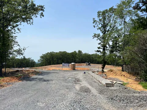 MLS: 25002512