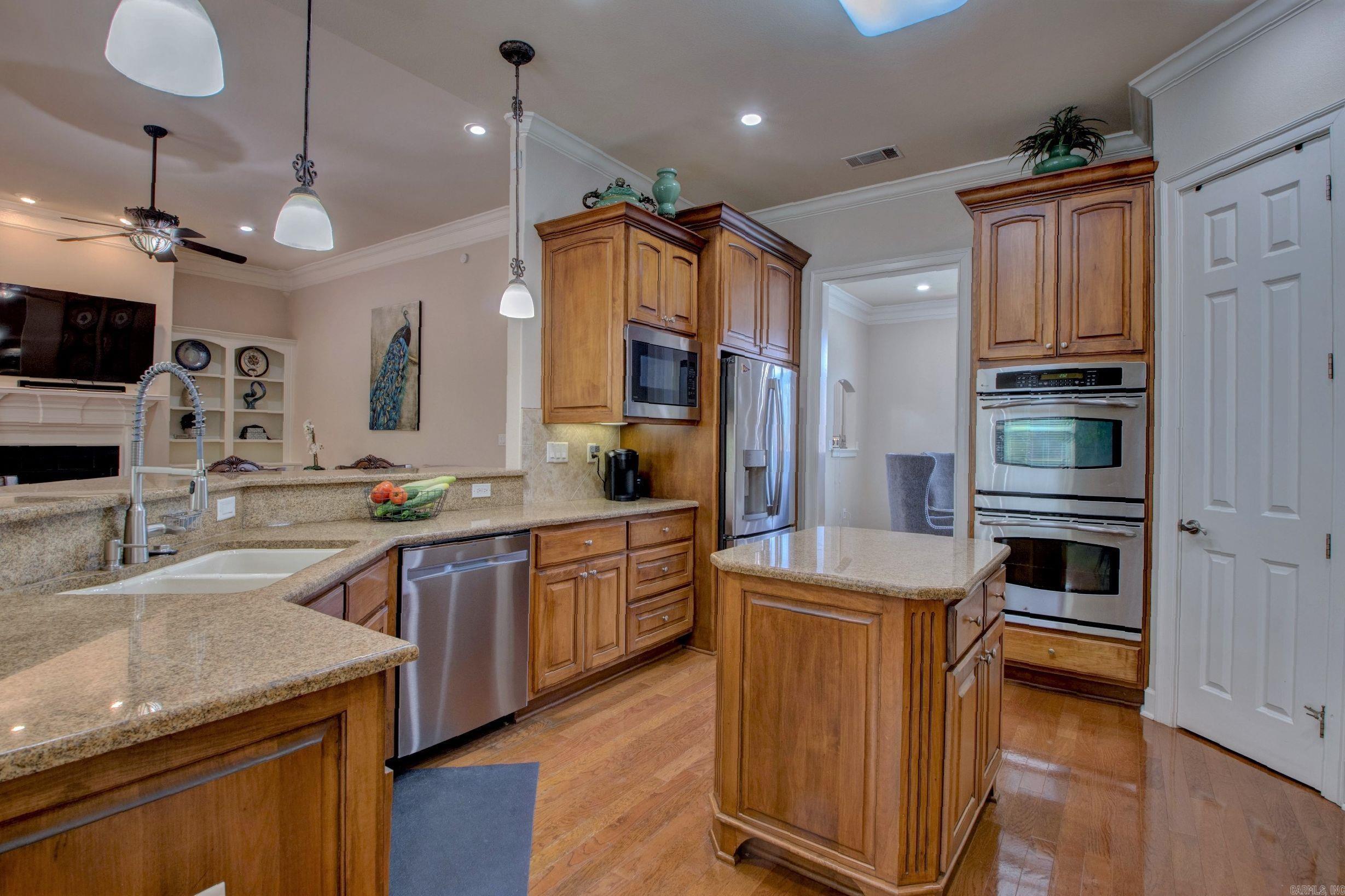 CHENAL VALLEY EPERNAY PLACE - Residential