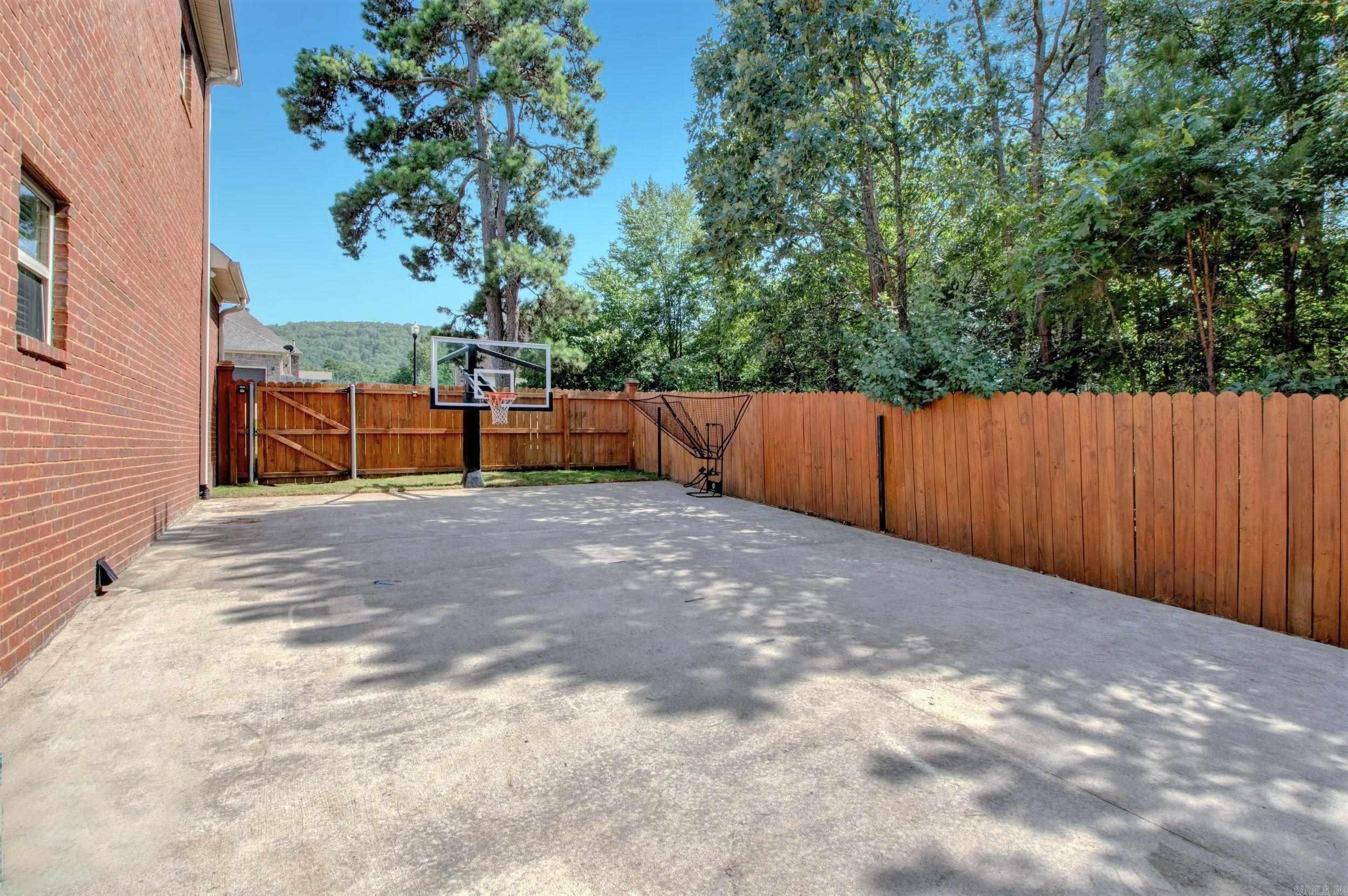 CHENAL VALLEY EPERNAY PLACE - Residential