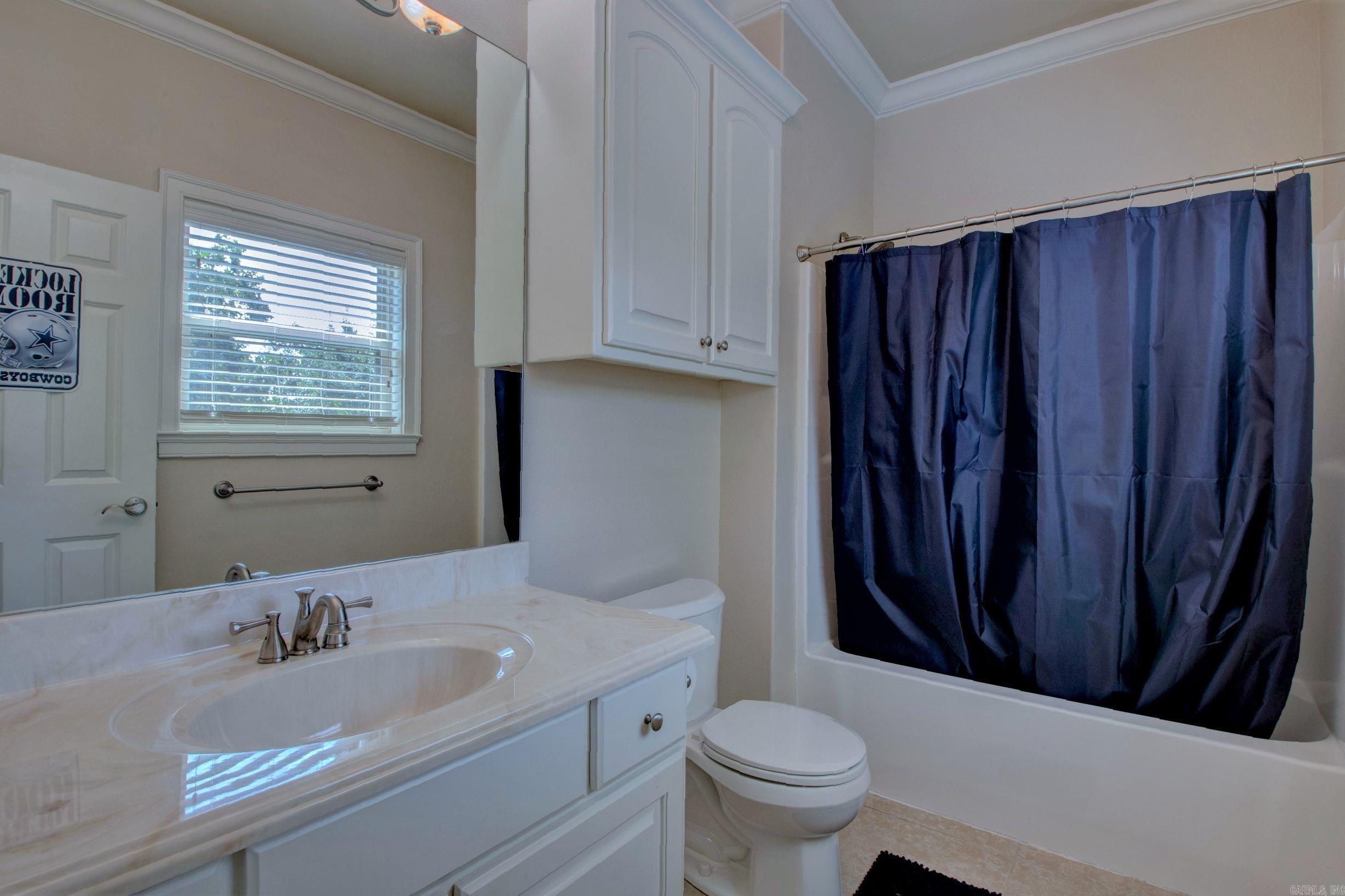 CHENAL VALLEY EPERNAY PLACE - Residential