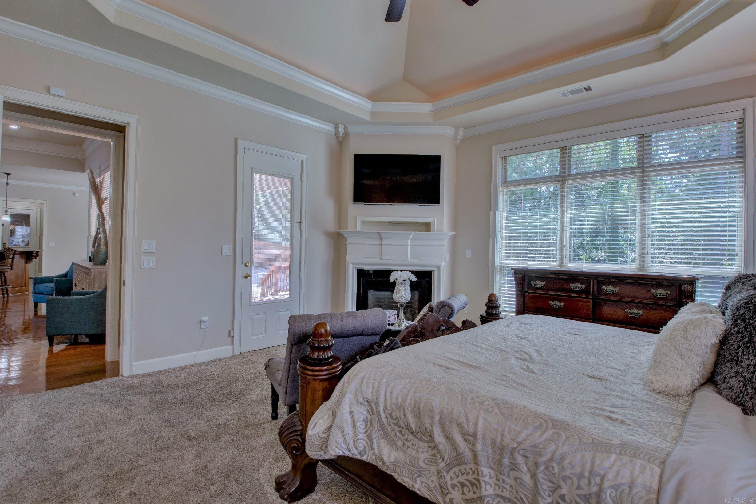 CHENAL VALLEY EPERNAY PLACE - Residential