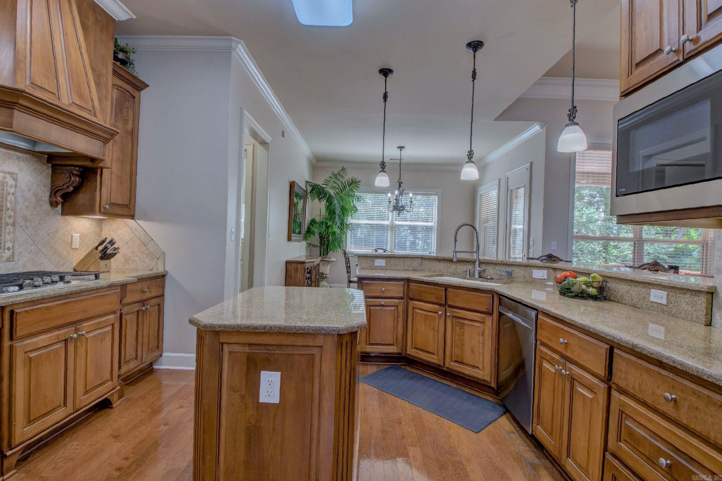 CHENAL VALLEY EPERNAY PLACE - Residential