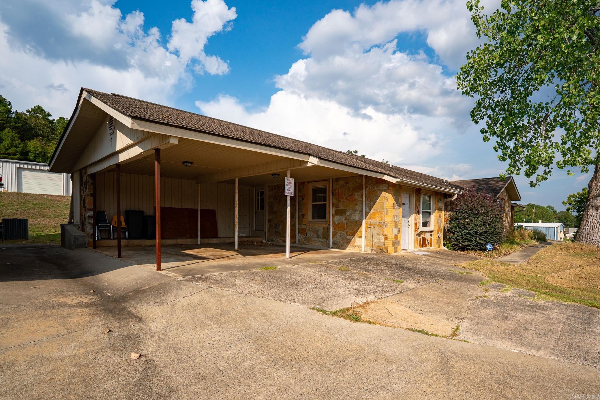 Glenwood - Commercial Sale