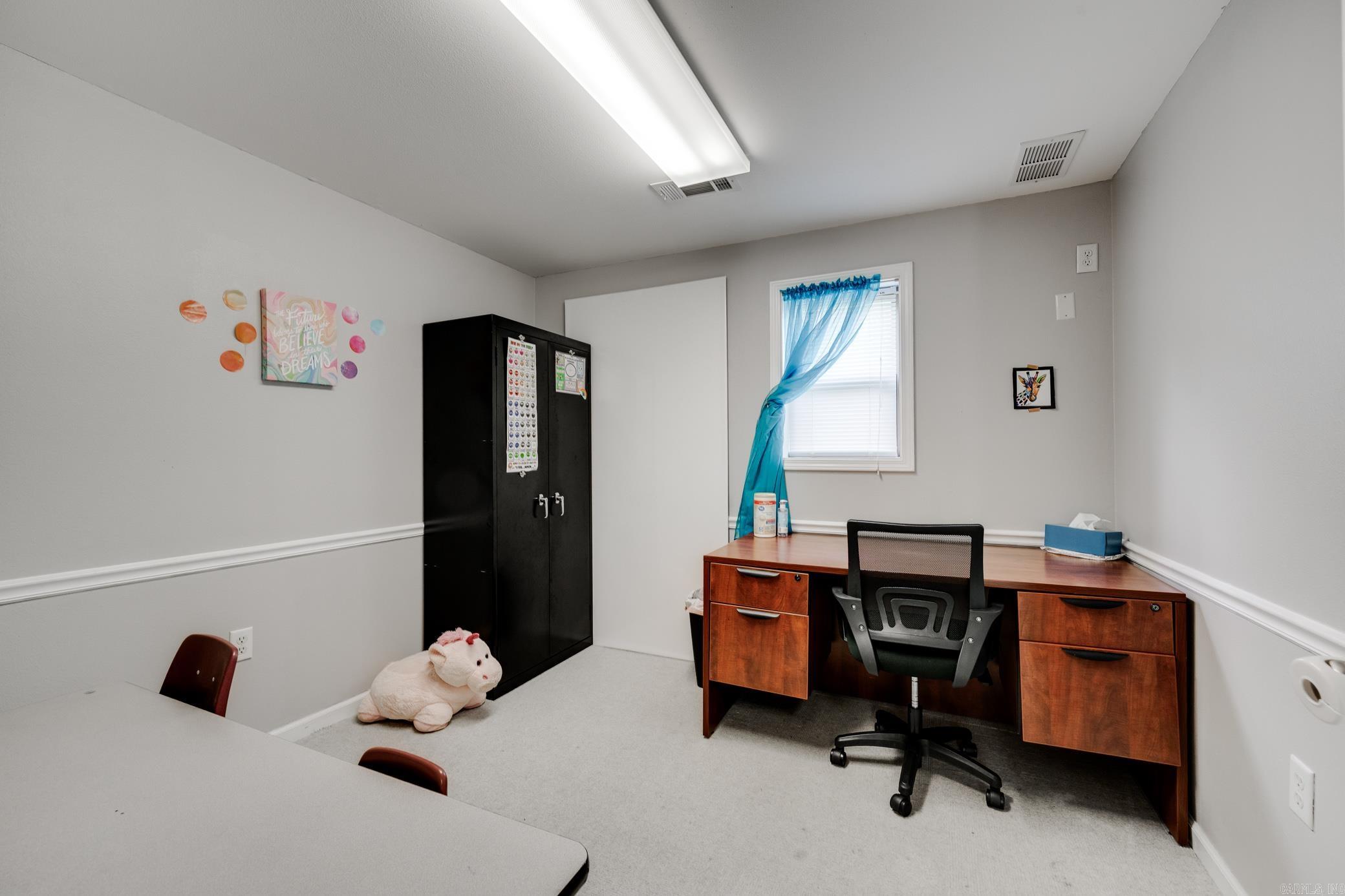 Glenwood - Commercial Sale