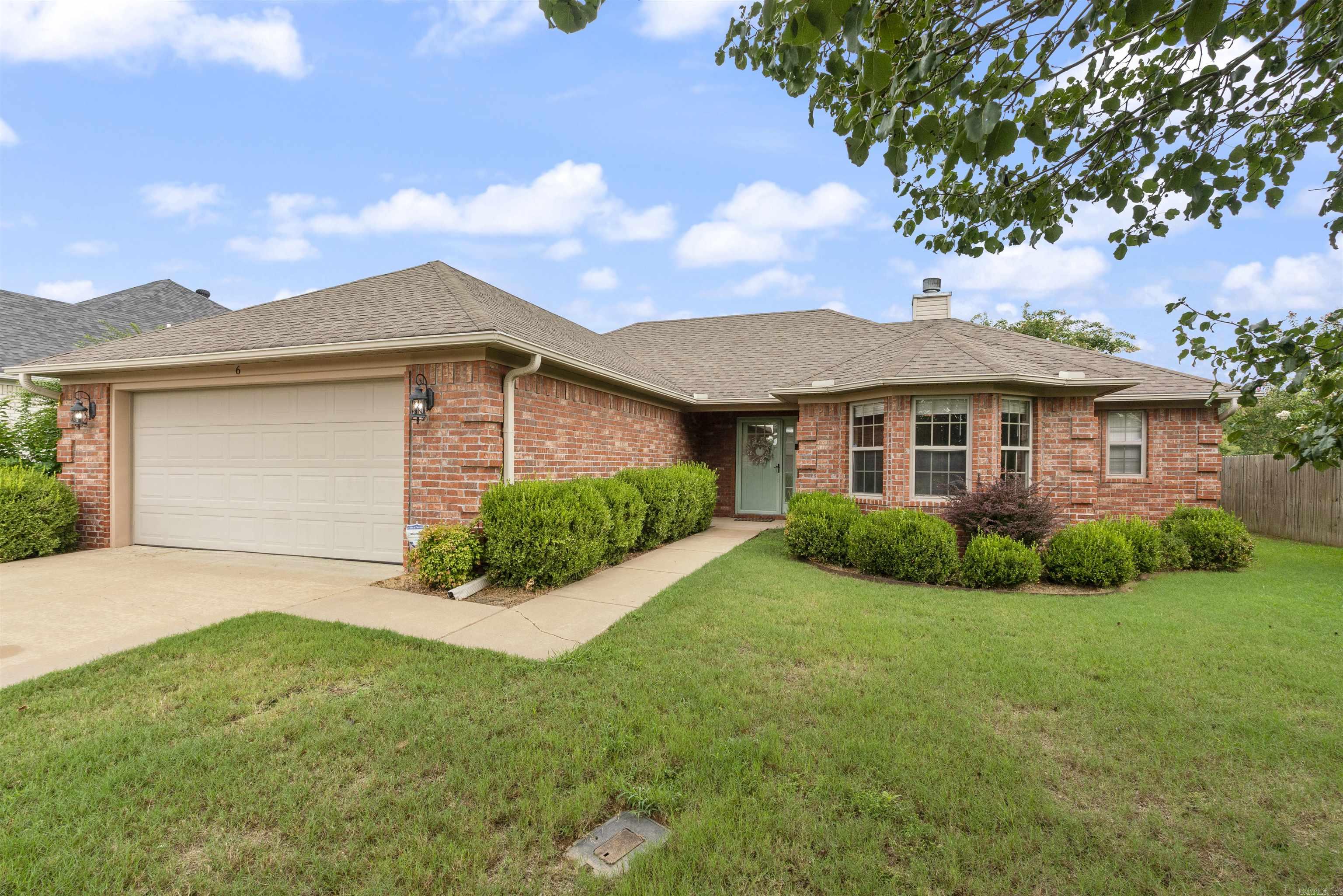 JEWELS ESTATES - Residential