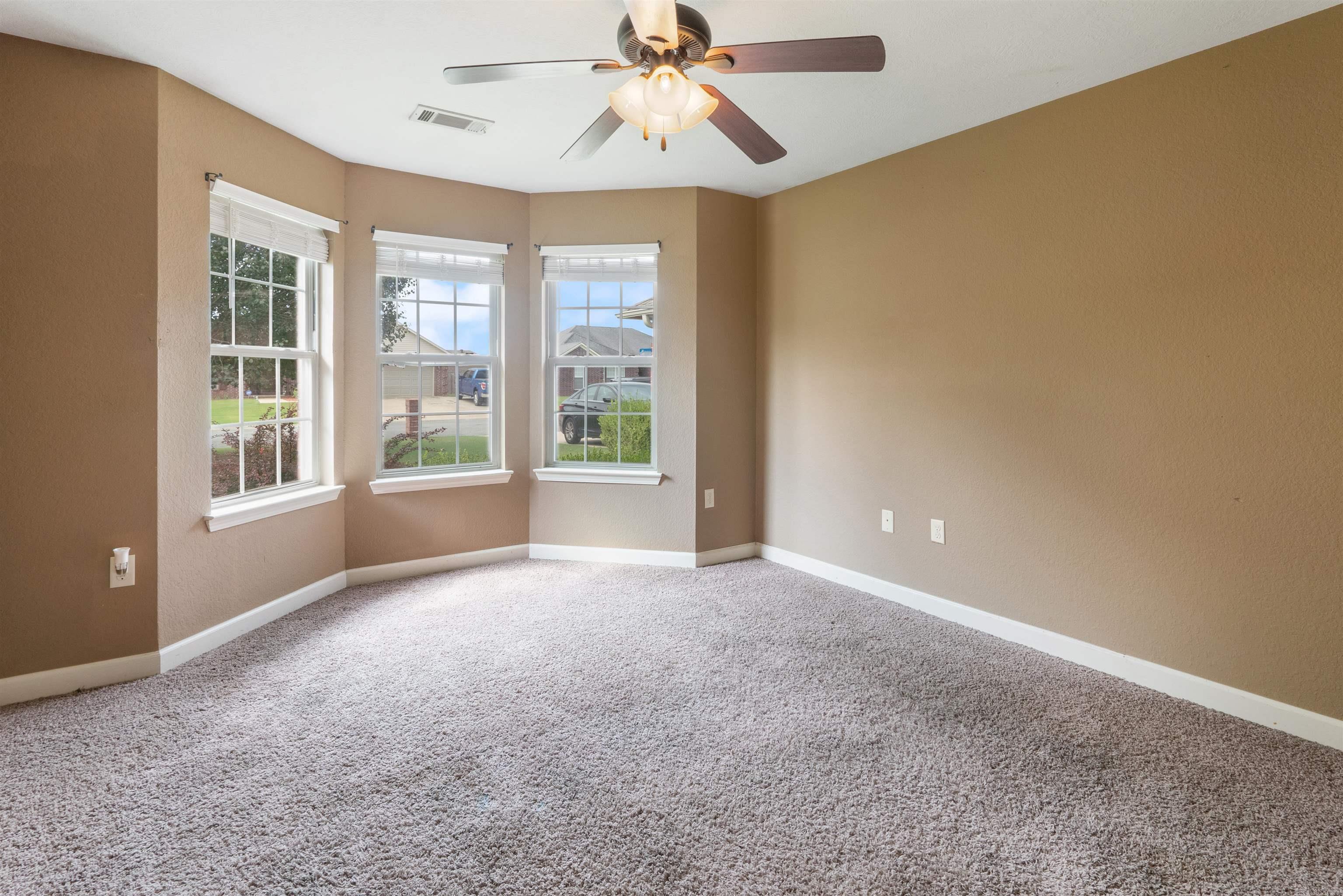 JEWELS ESTATES - Residential