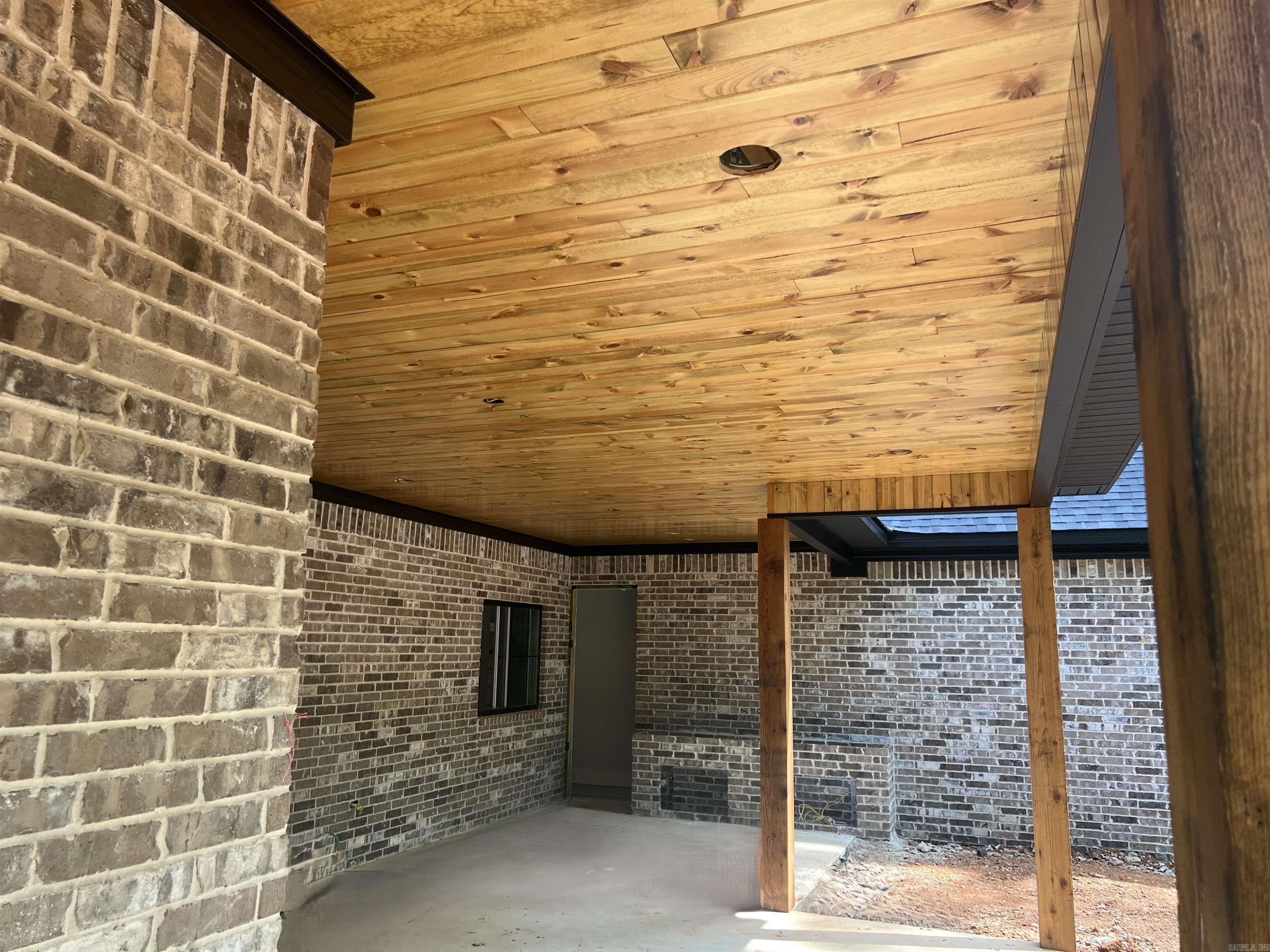 AVILLA MANOR - Residential